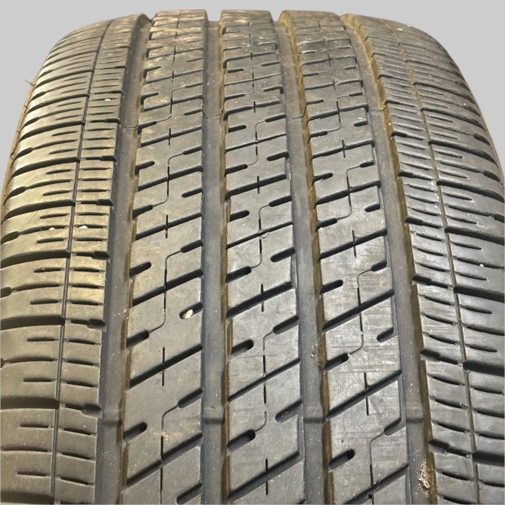 USED BRIDGESTONE DUELER LTH P 285 45 22 110H SL ALL SEASON TIRE 009627 10/32"