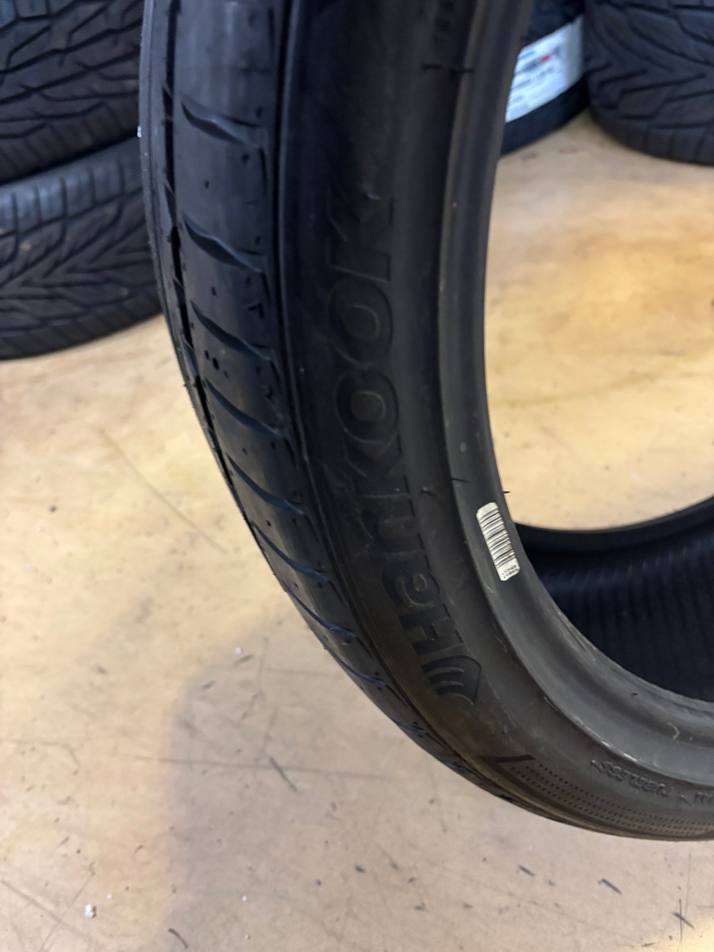 2 HANKOOK VENTUS V12 EV02 K120 P 225 40 19 93Y XL ALL SEASON TIRES 1015282