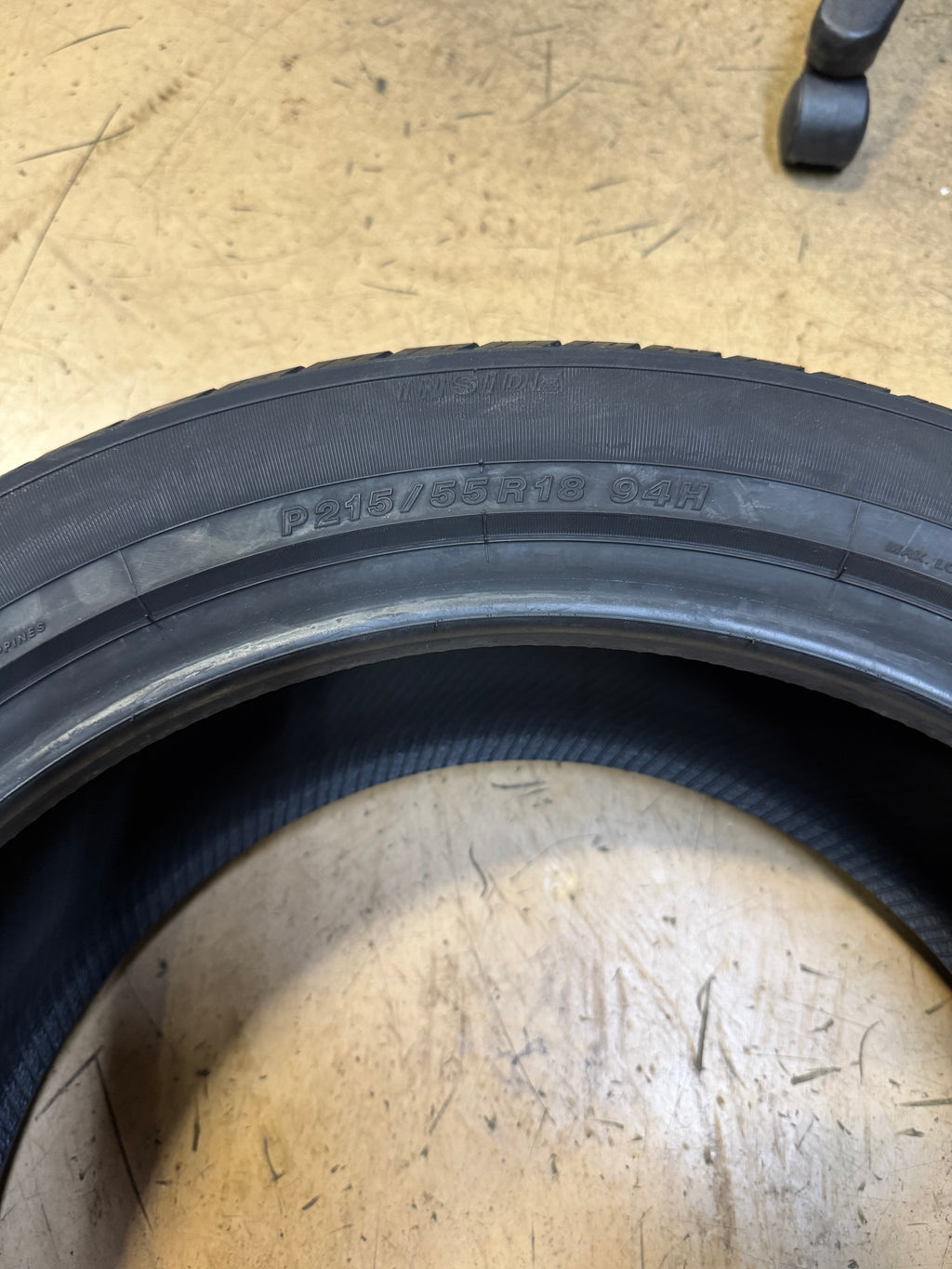 YOKOHAMA AVID ASCEND GT BSW P 215 55R 18 94H ALL SEASON TIRE 110132732