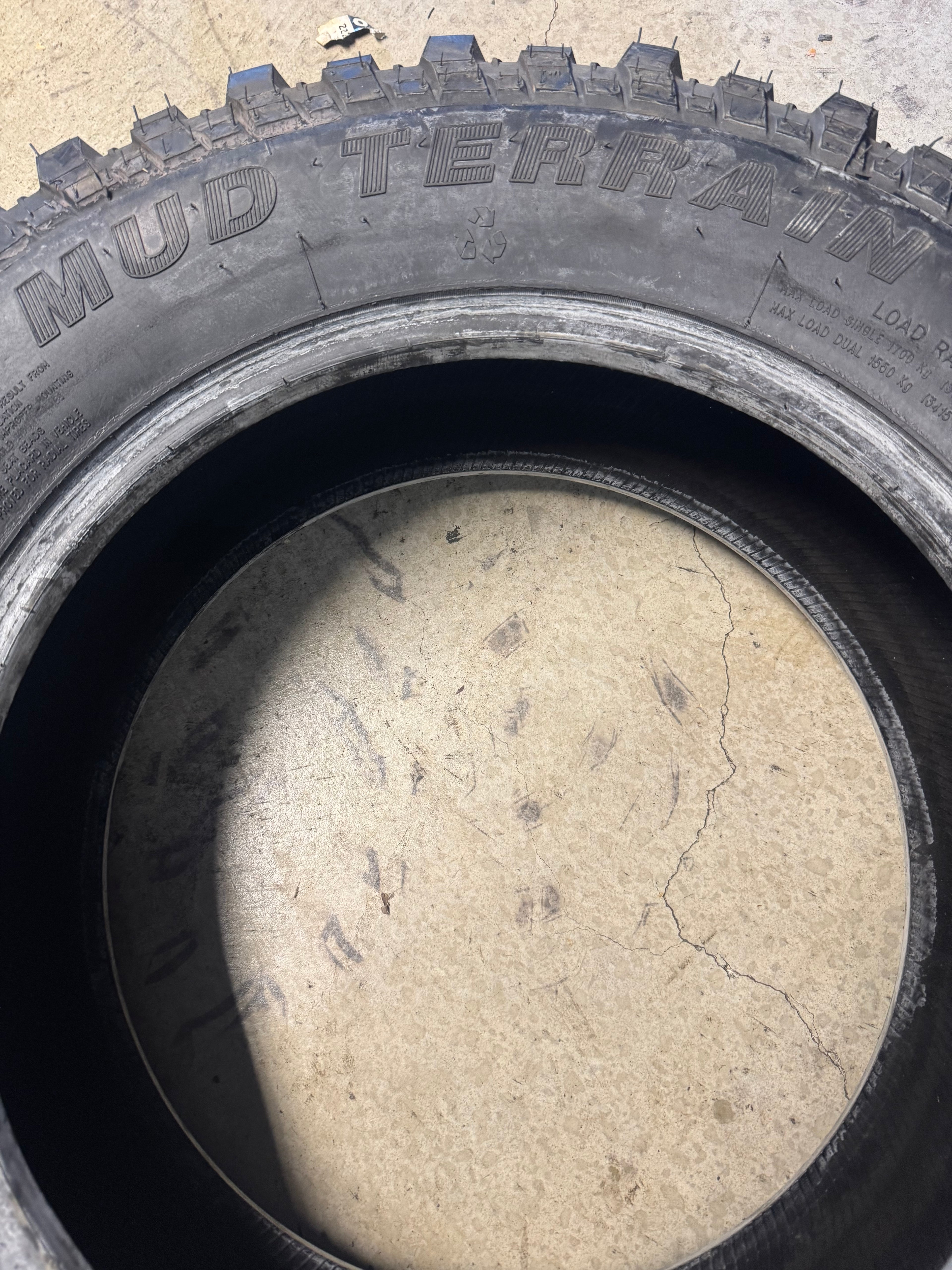 TREADWRIGHT THE CLAW II MUD TERRAIN BSW LT 275 65 20 126/123R 10PLY MUD TERRAIN TIRE C276520E