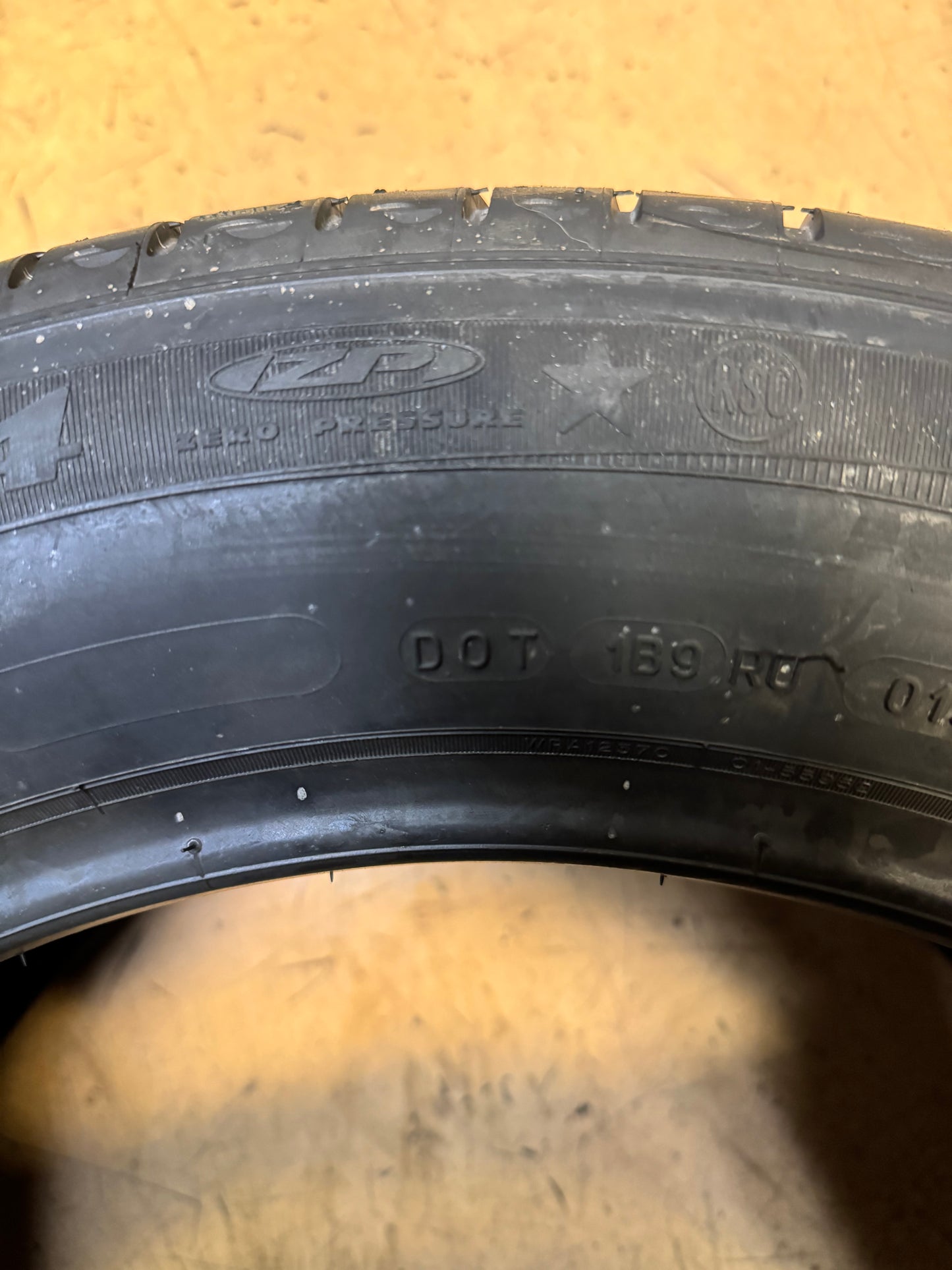 2 MICHELIN PRIMACY MXM4 ZP RSC (BMW) BSW P 265 50 20 110H XL TIRE 68949