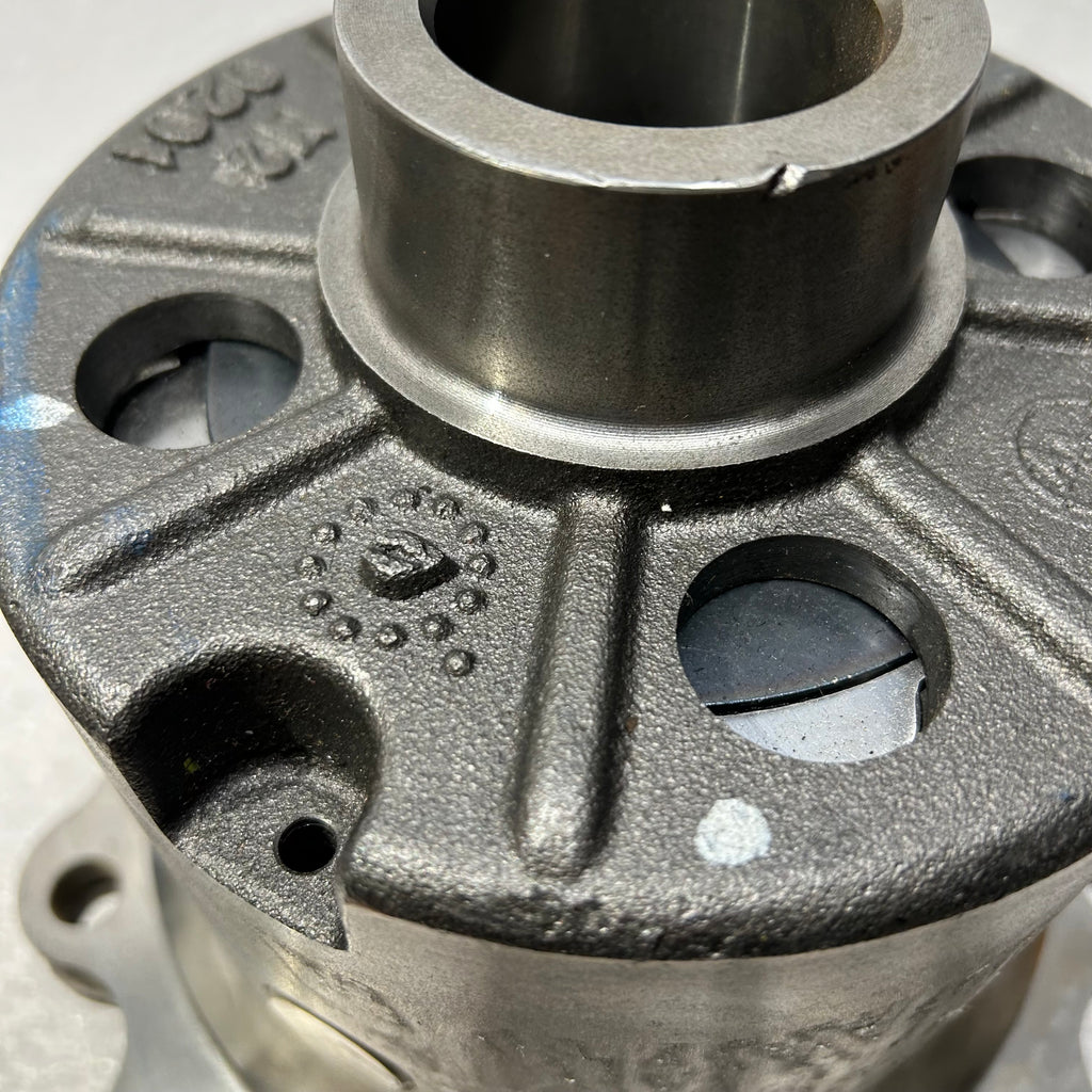 AAM 2019+ DODGE RAM 3500 30-SPILINE LIMITED SLIP REAR DIFFERENTIAL
