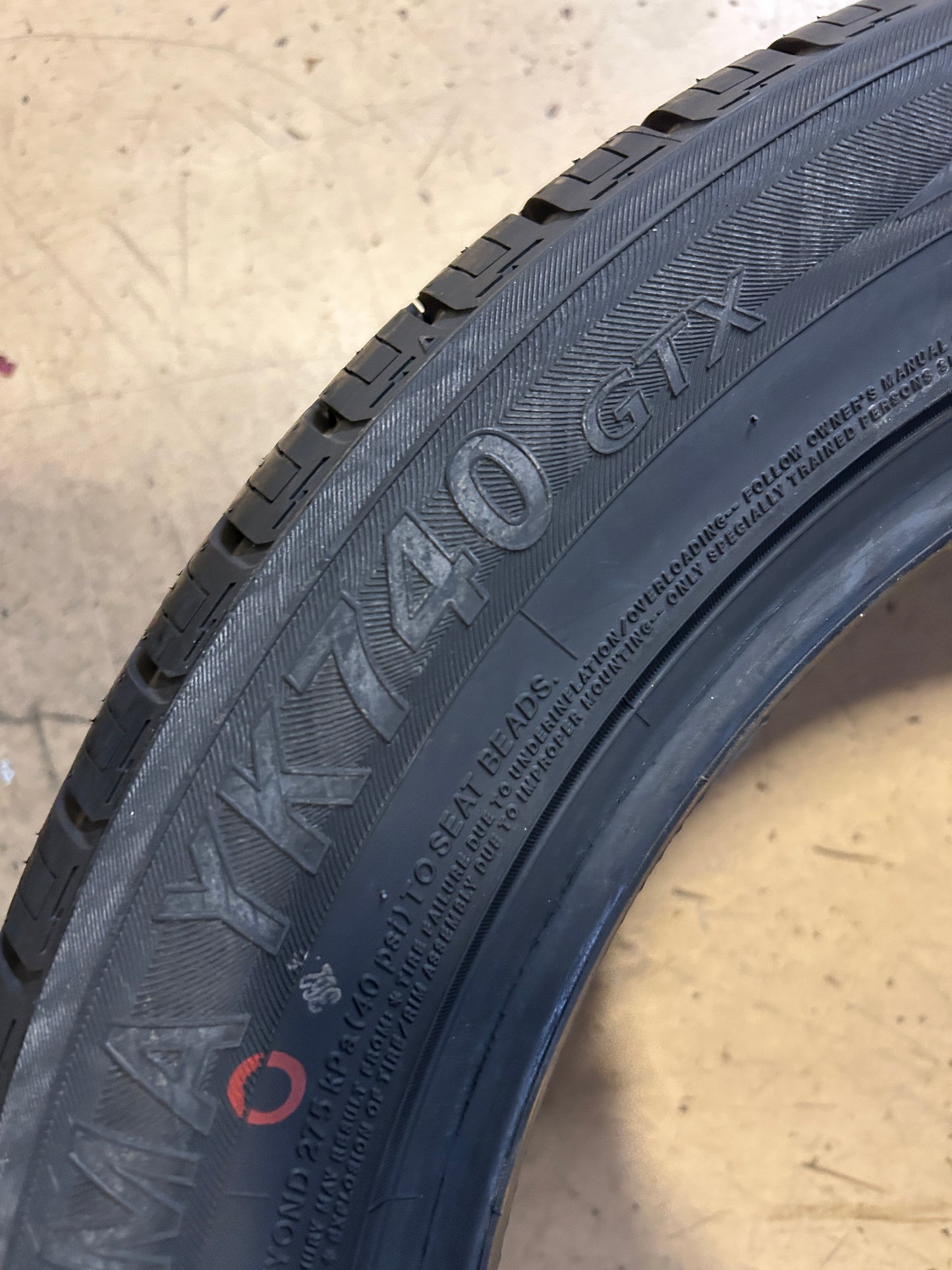 YOKOHAMA YK740-GTX BSW P 245 50 18 100V XL ALL SEASON TIRE 110137597
