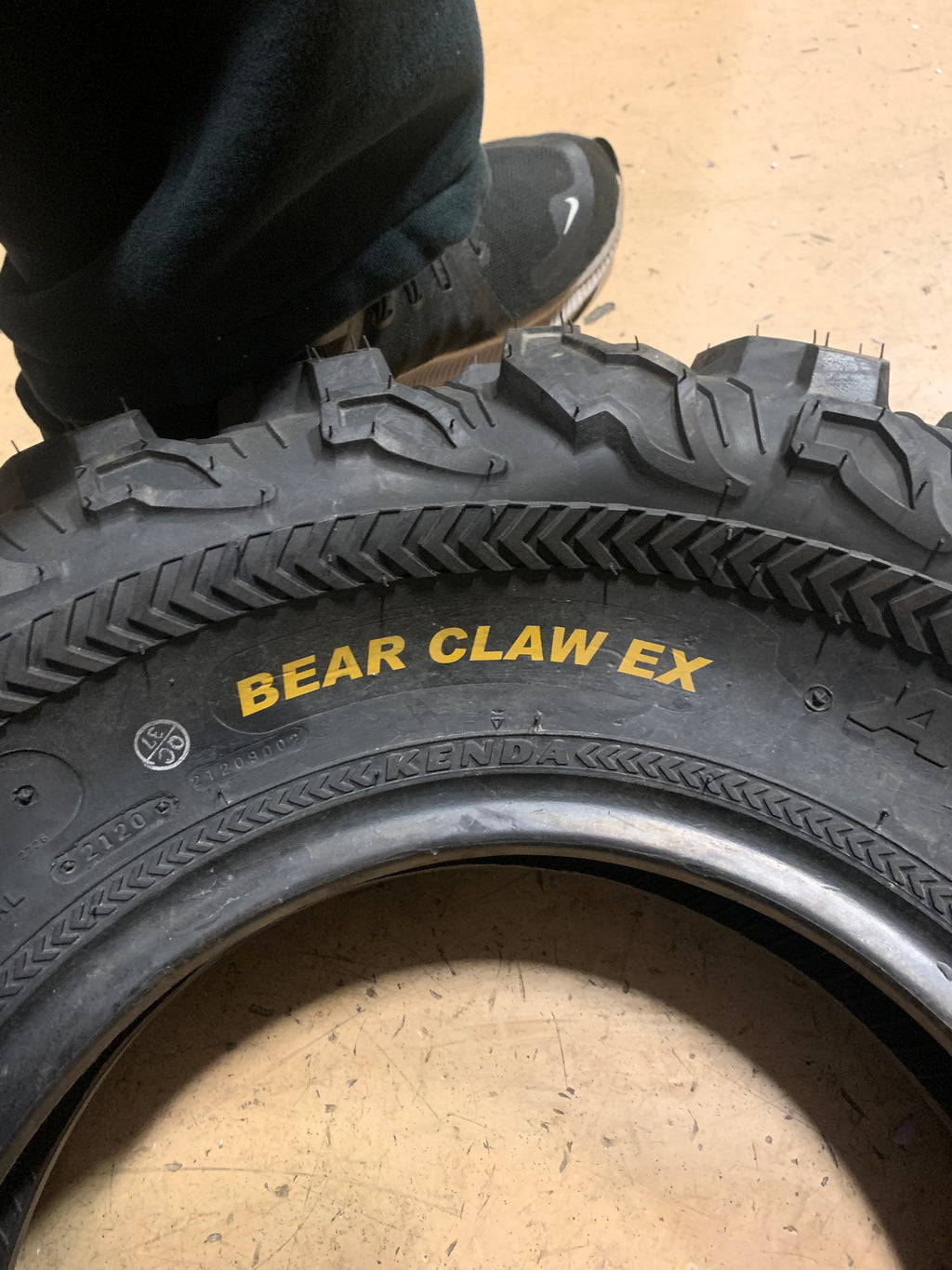 NOS KENDA BEAR CLAW EX BSW AT 25 8 12 6PLY ATV/UTV TIRE ‎25262049