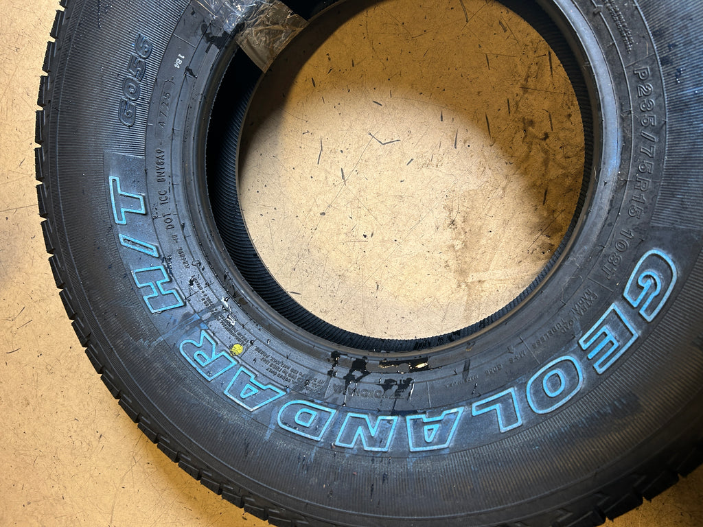 YOKOHAMA GEOLANDAR H/T G056 OWL P 235 75 15 108T XL HIGHWAY TIRE 110105604