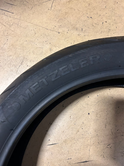 METZELER ROADTEC Z8 INTERACT BSW 140 70 18 67W REAR MOTORCYCLE TIRE 1127121