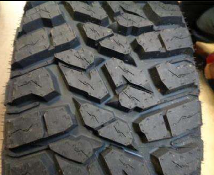 (KSL ONLY) 4 LANDSPIDER WILDTRAXX M/T BSW LT 285 65 18 125/122Q LRE10PLY MUD TERRAIN TIRES EMT012