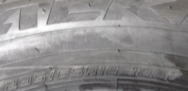 USED DTO 10/32” FALKEN PRO G5 CSV P 235 65 18 106V SL ALL SEASON TIRE 28658603