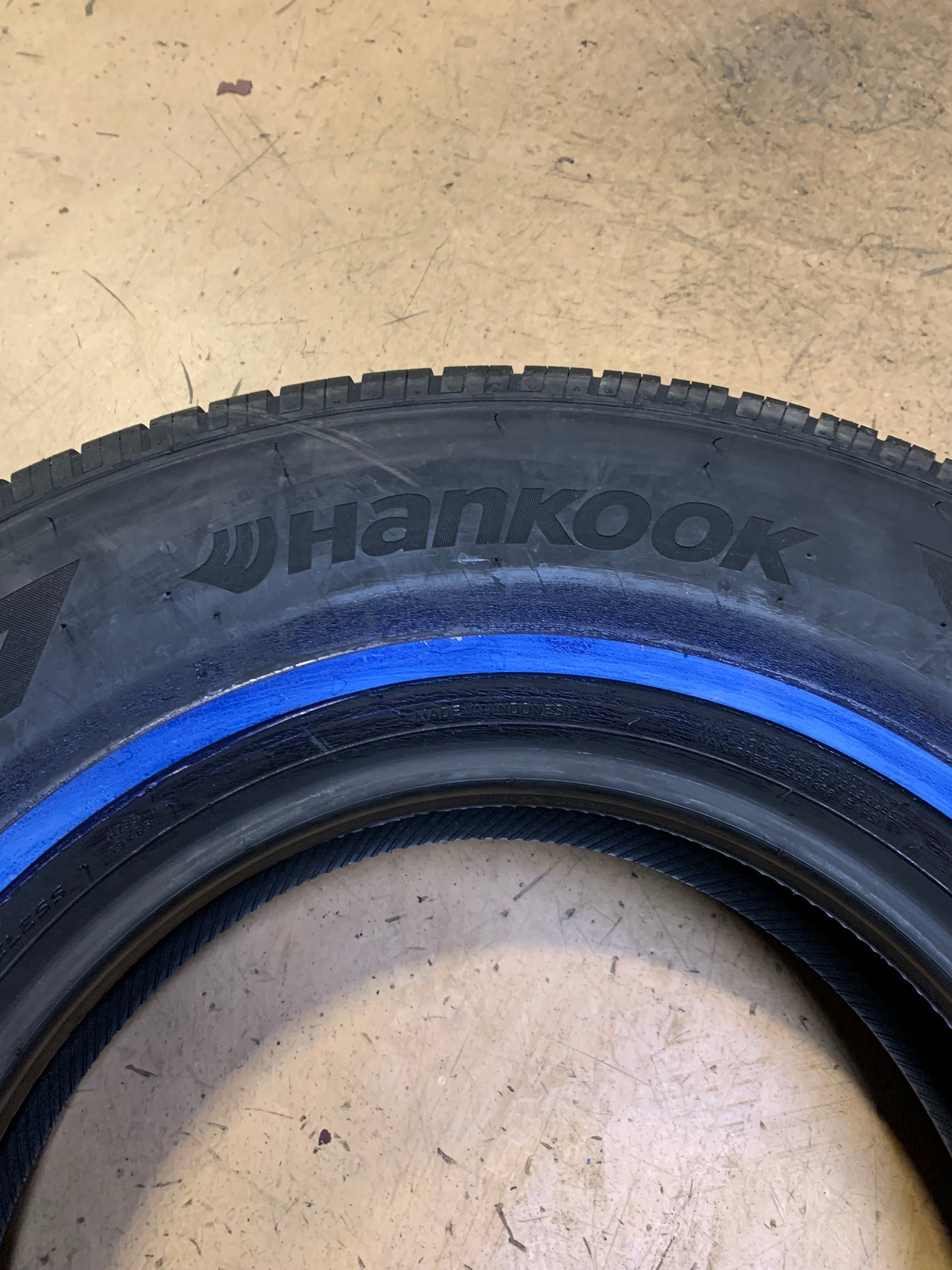 HANKOOK KINERGY ST NWW P 235 75 15 105T ALL SEASON TIRE 1024740
