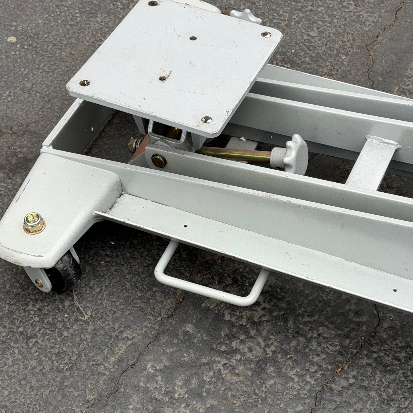 OTC TRANSMISSION JACK, 36-1/2 IN. L, 1000 LB. 1521A