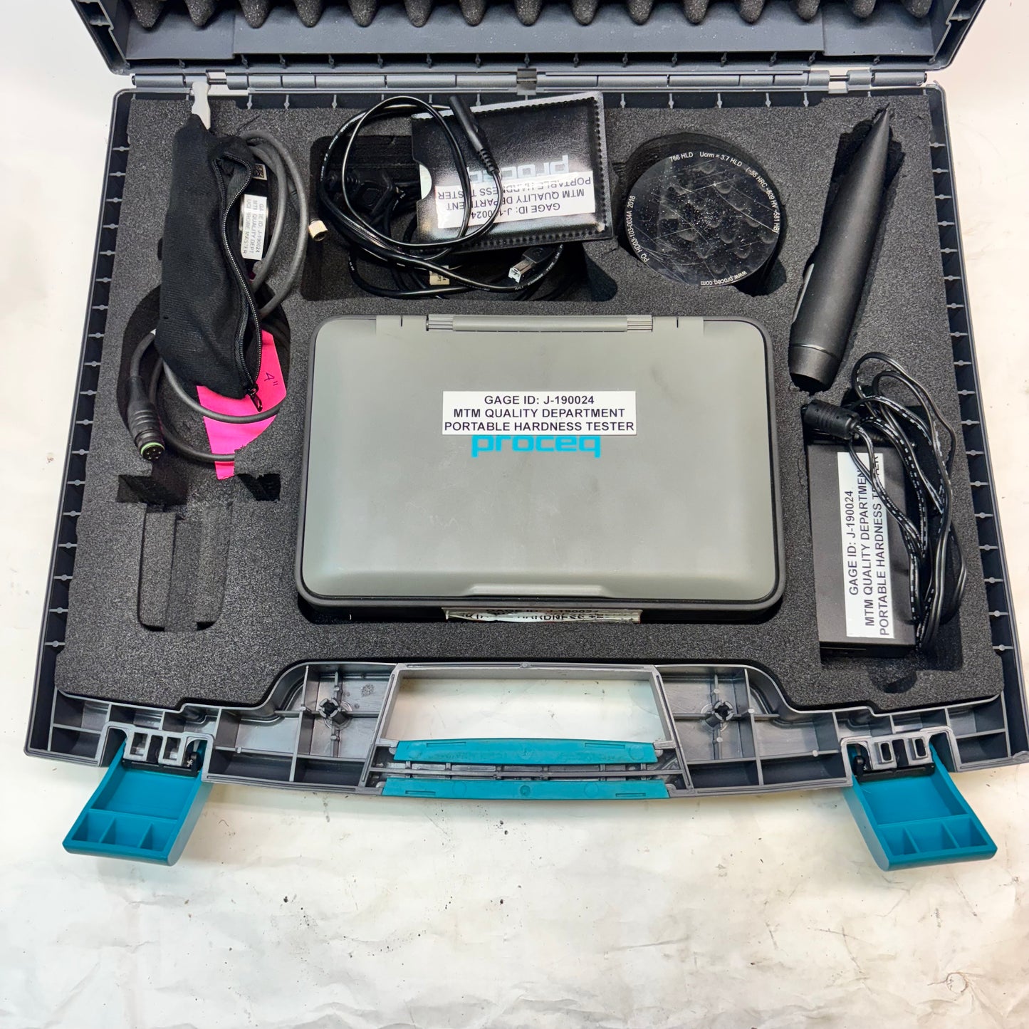USED PROCEQ EQUOTIP 550 HARDNESS TESTER W/UCI PROBE & STANDARD