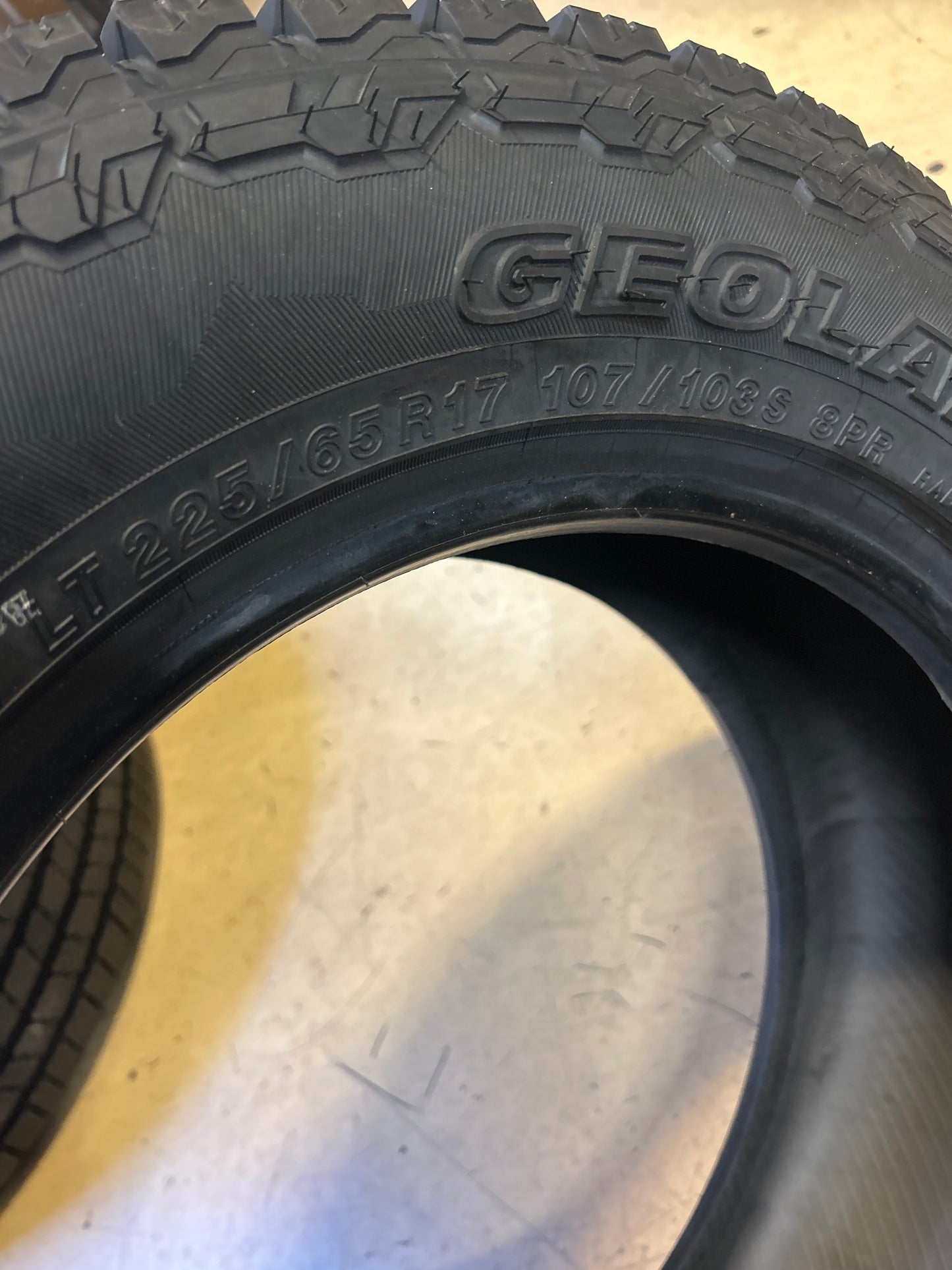 YOKOHAMA GEOLANDAR A/T4 G018 BSW LT225 65 17 107/103S 8PLY 110101819
