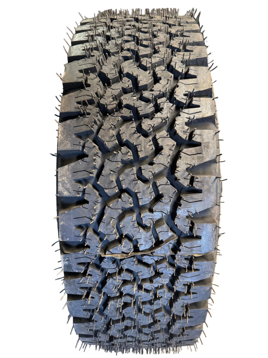 NOS TREADWRIGHT ALL TERRAIN WARDEN BSW LT 285 70 17 118R 10PLY TIRE TATW2857017