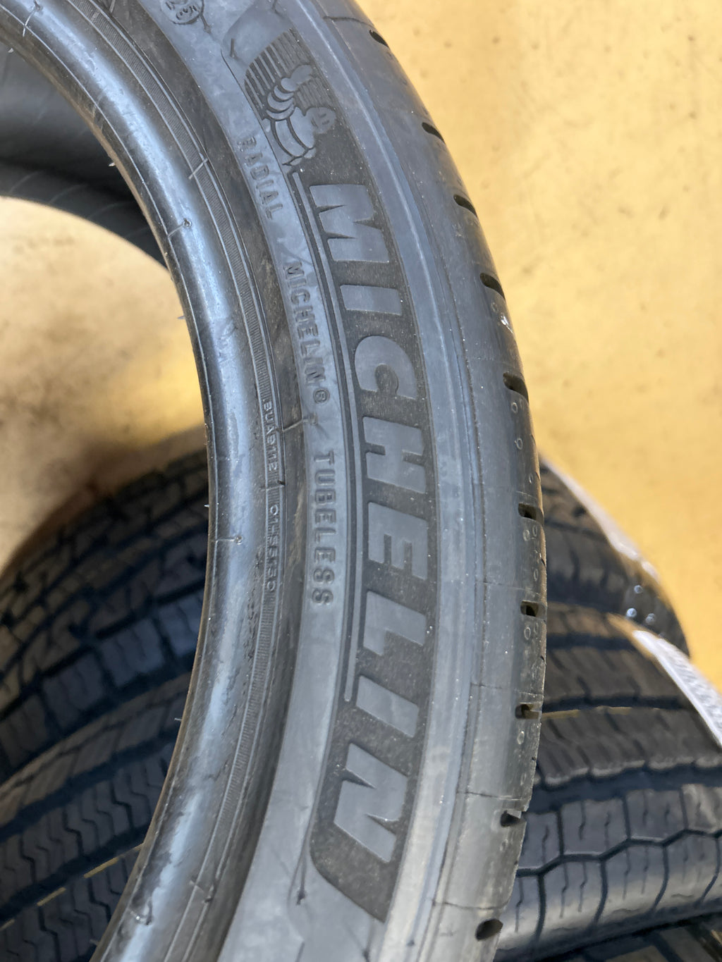 MICHELIN PILOT SPORT AS4 BSW P 225 45 18 95Y XL UHP TIRE 11214
