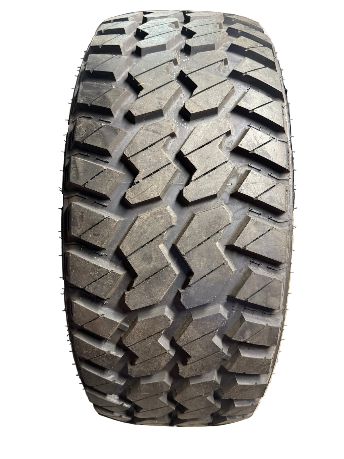 RED FLAME RD-X M/T BSW LT 35 12.5 20 121Q 10PLY MUD TERRAIN TIRE T3512520REDRDXMT