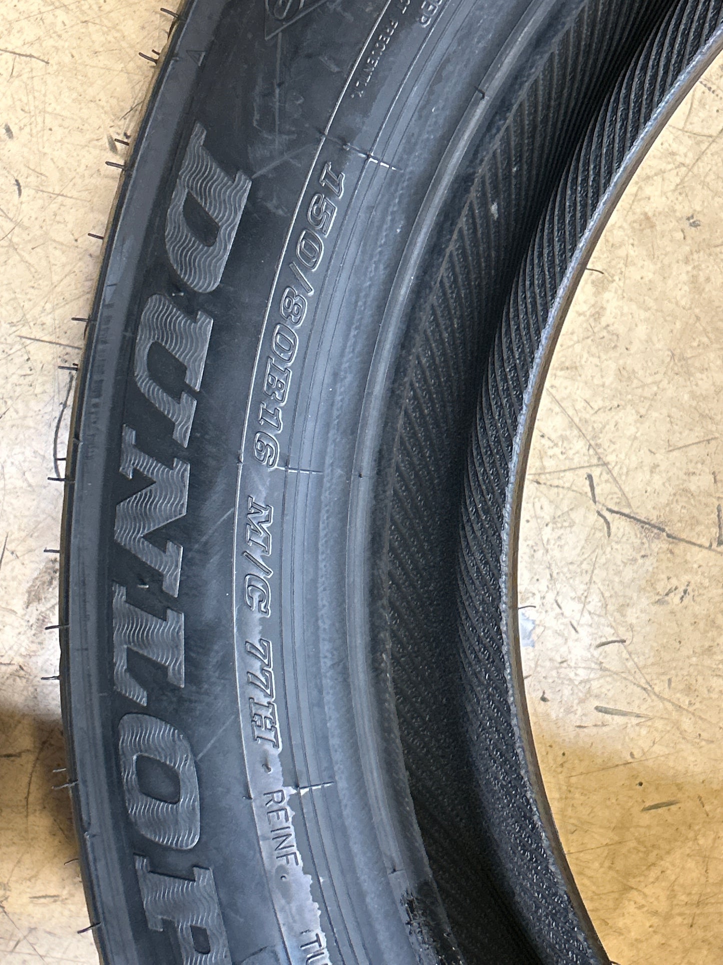 DUNLOP AMERICAN ELITE BSW 150 80 16 77H REAR TIRE 45131254