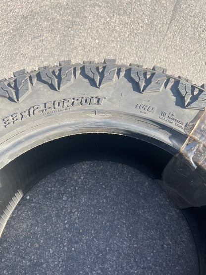 RADAR RENEGADE R/T LT 33 12.5 20 114Q LRE 10PLY RUGGED TERRAIN TIRE RANCCN0340