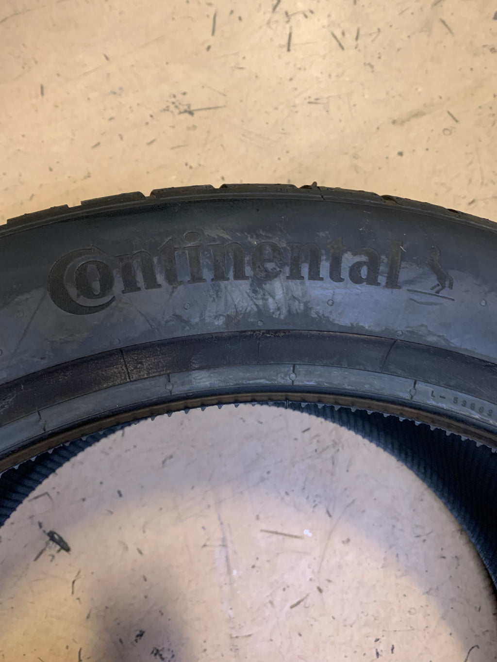 CONTINENTAL EXTREMECONTACT DWS06 PLUS BSW P 315 35 20 110Y XL TIRE 15573610000