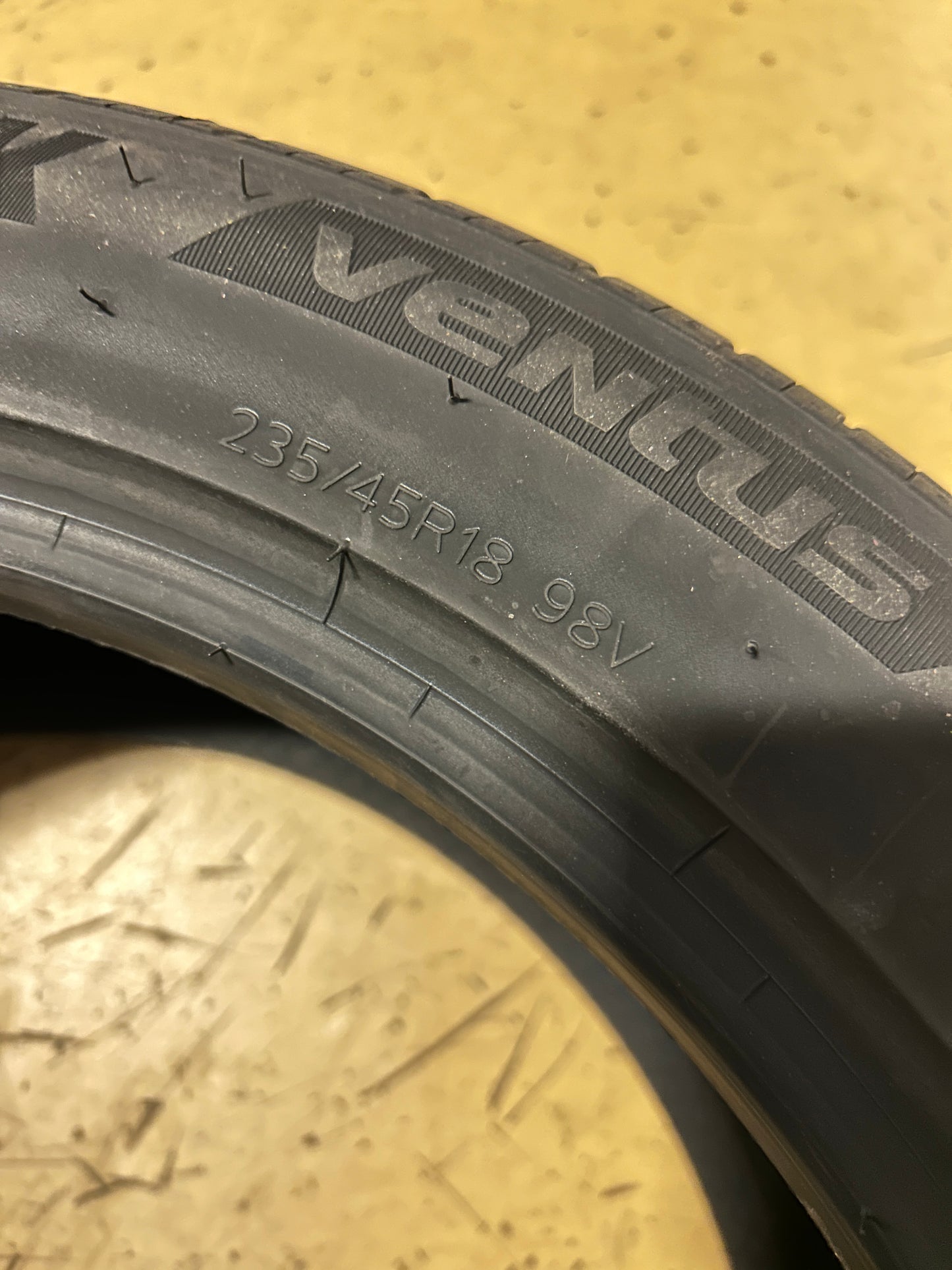 HANKOOK VENTUS S1AS T0 FOAM BSW P 235 45 18 98V XL UHP TIRE 1038485