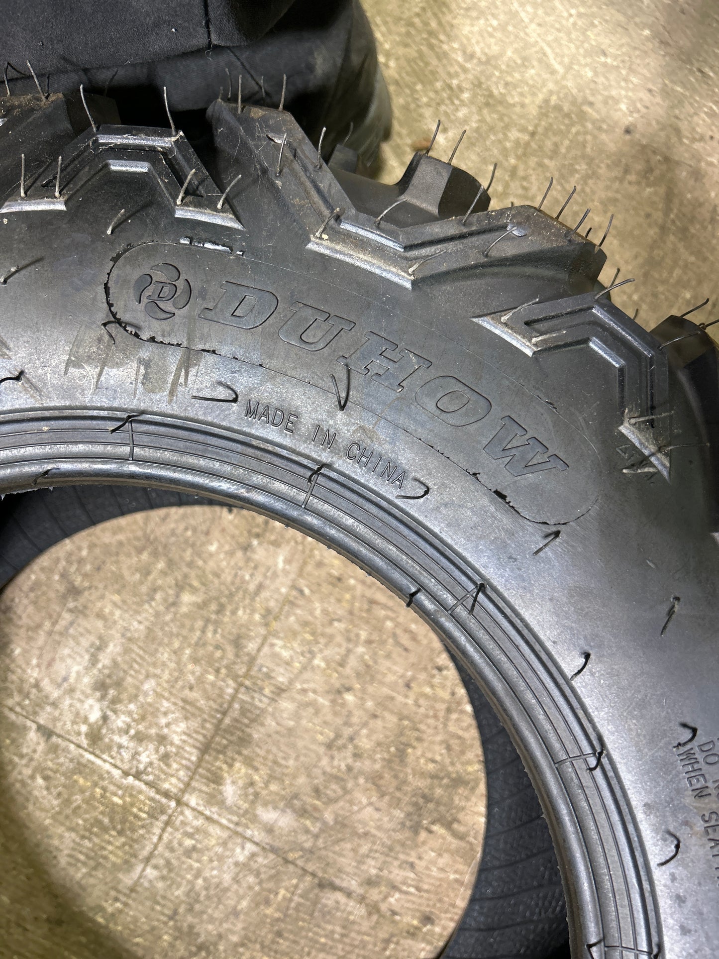 DUHOW DAV110 BSW  AT 25 8 12 43F 6PLY ATV/UTV TIRE