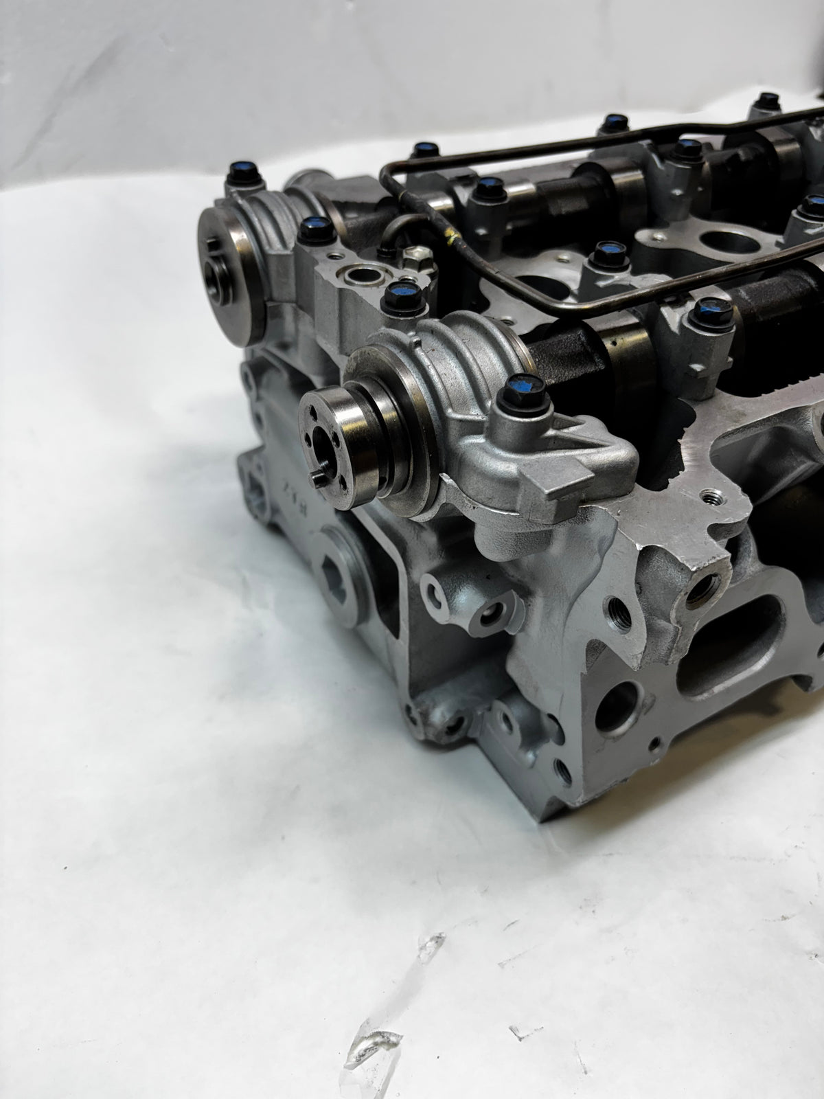 REMANUFACTURED FOR TOYOTA 2.7 2TR DOHC DUAL VVTI CYLINDER HEAD G289065