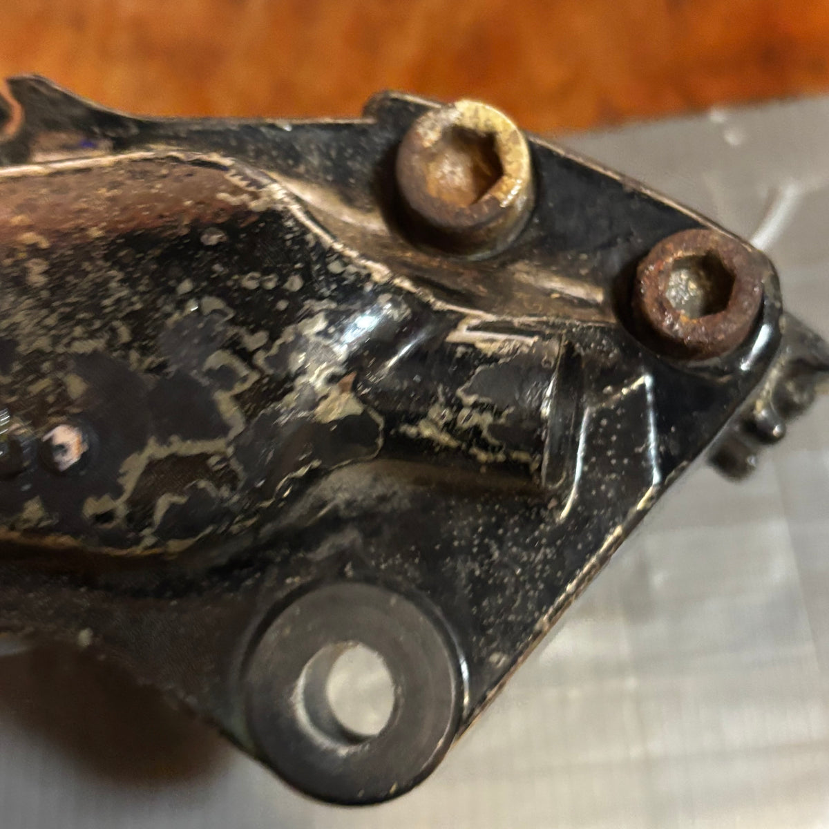 USED GENUINE PORSCHE 944 BREMBO BRAKE CALIPERS 20 4672 00 / 20 4558 00