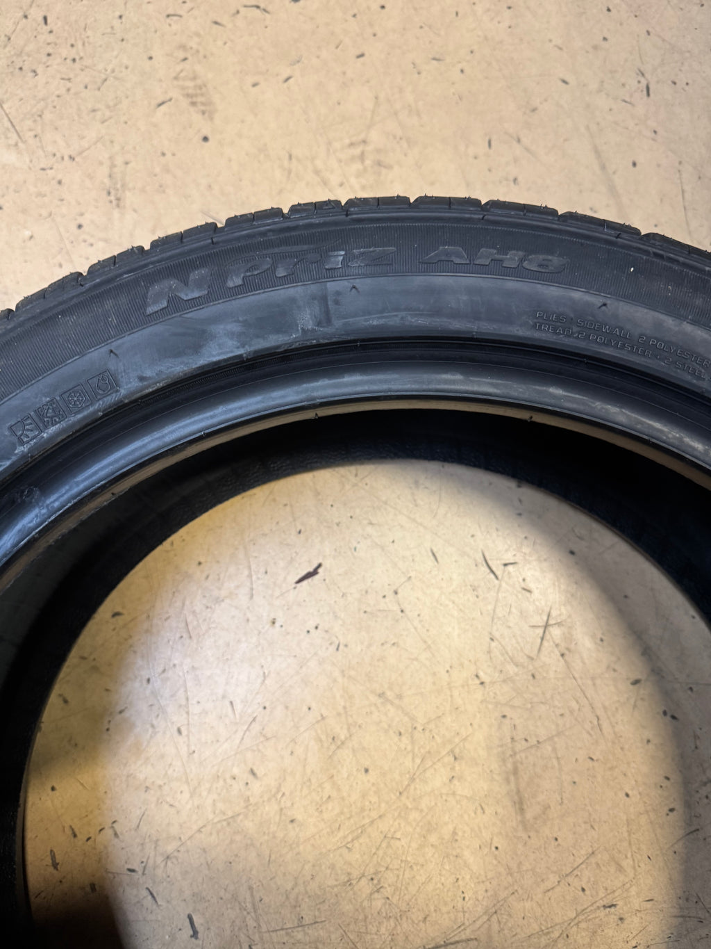 NEXEN NPRIZ AH8 BSW P 215 45 18 89V ALL SEASON TIRE 17613NXK