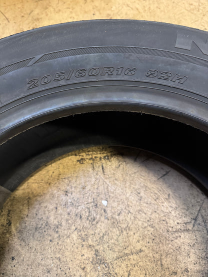 2 NEXEN N PRIZ AH8 BSW P 205 60 16 92H ALL SEASON TIRE 15605NXK