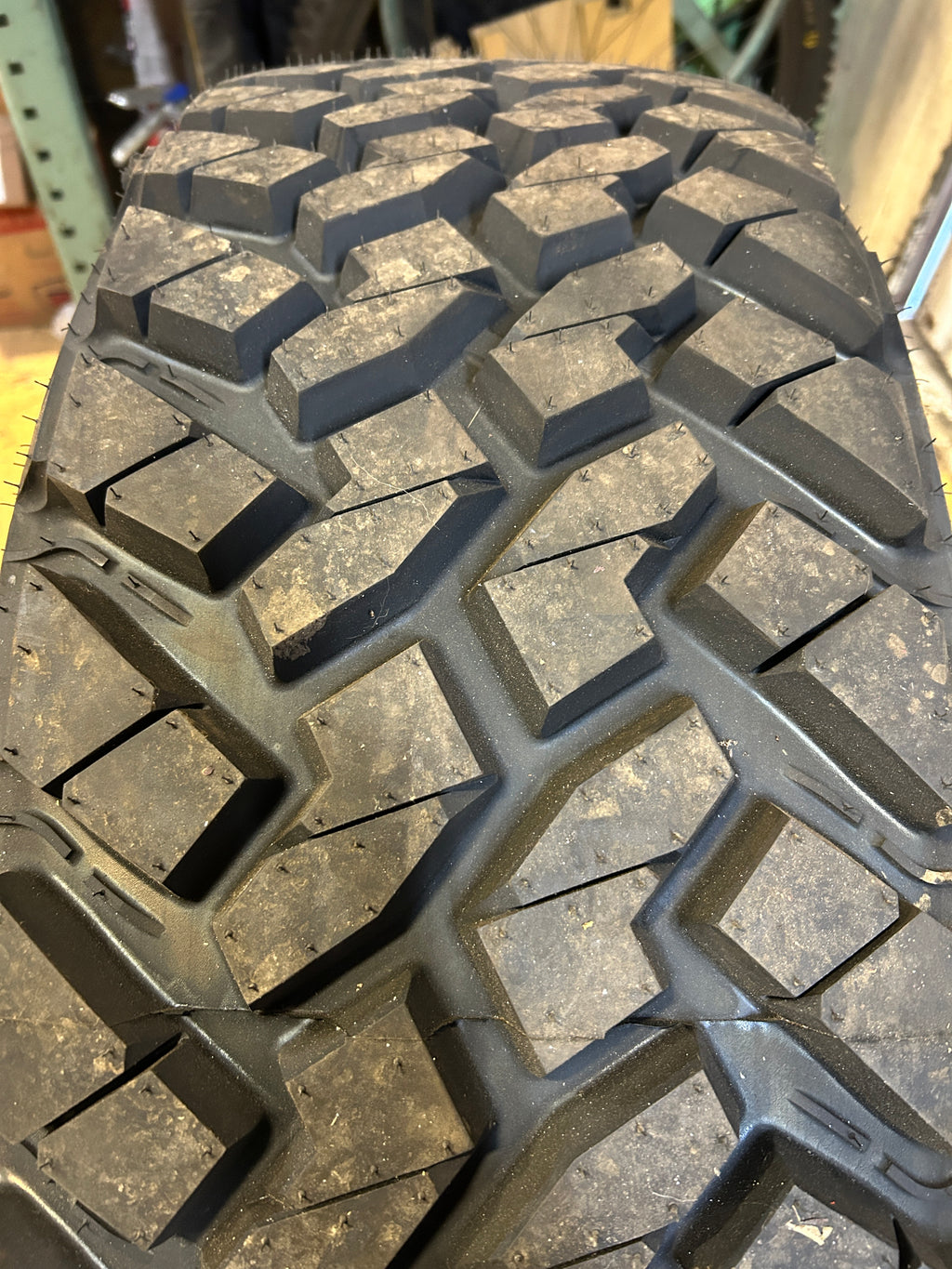 NITTO TRAIL GRAPPLER M/T BSW LT 35 11.5 20 124Q 10PLY MUD TIRE 205540