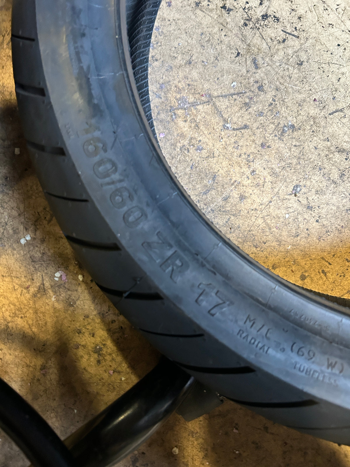 NOS CONTINENTAL CONTIROAD ATTACK 3160 60 17 69W REAR MOTORCYCLE TIRE 2445400000
