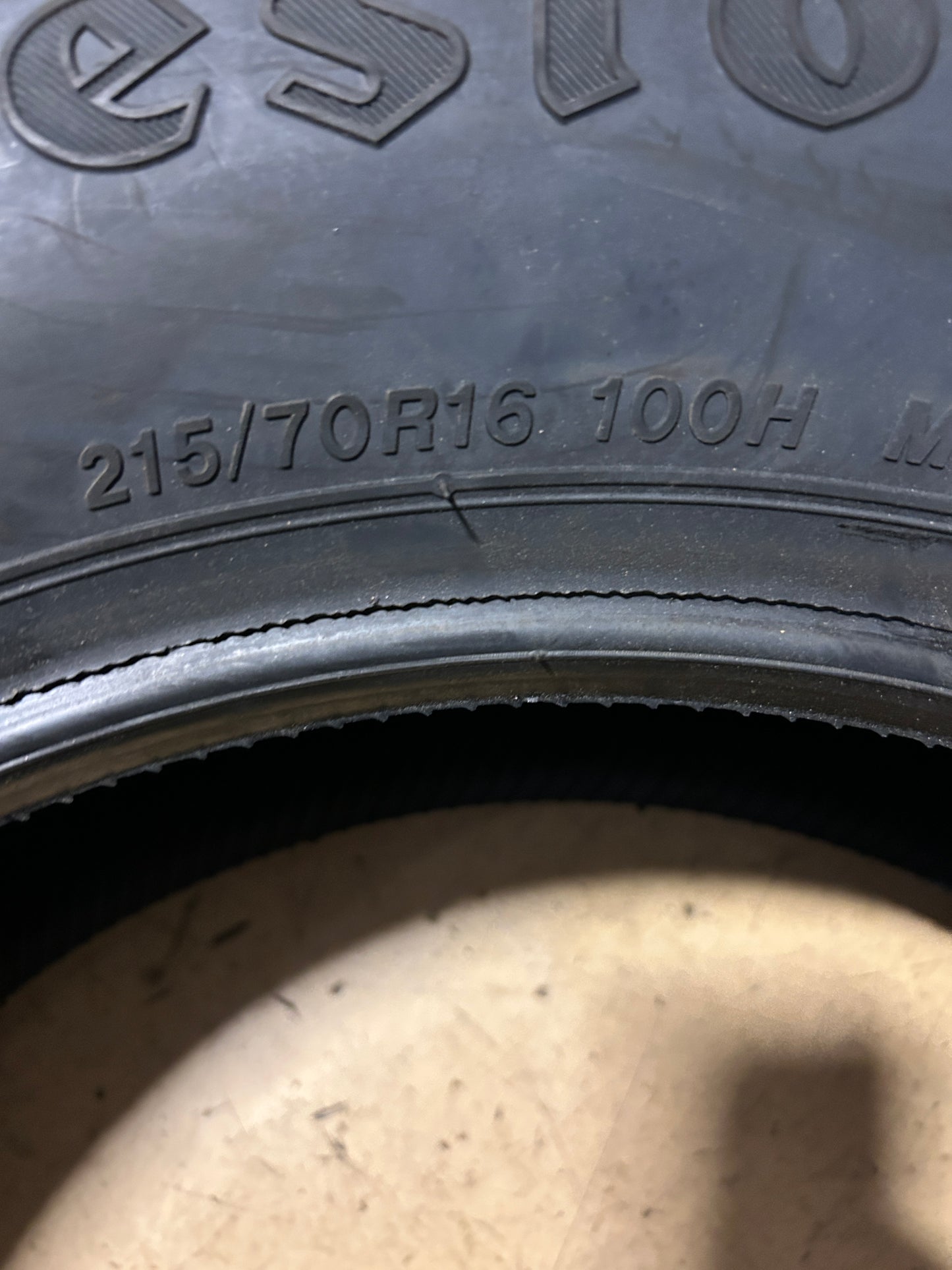 FIRESTONE DESTINATION LE3 BSW P 215 70 16 100H ALL SEASON TIRE 005350