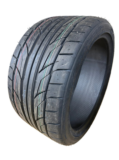 NITTO NT555 G2 BSW P 305/30R19 102W XL UHP TIRE 211750