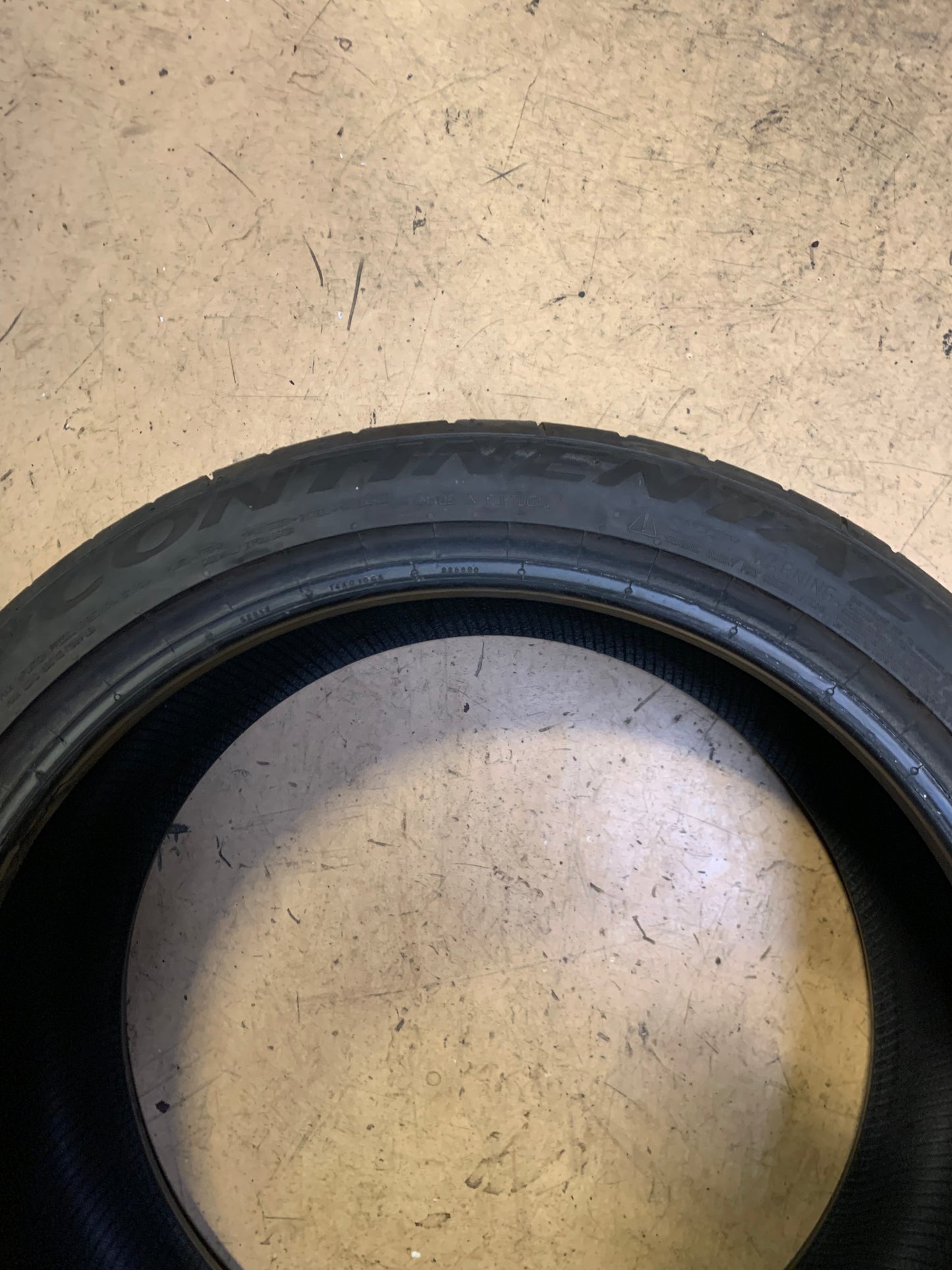 CONTINENTAL EXTREMECONTACT SPORT 02 BSW P 225 40 18 92Y XL TIRE 03125140000