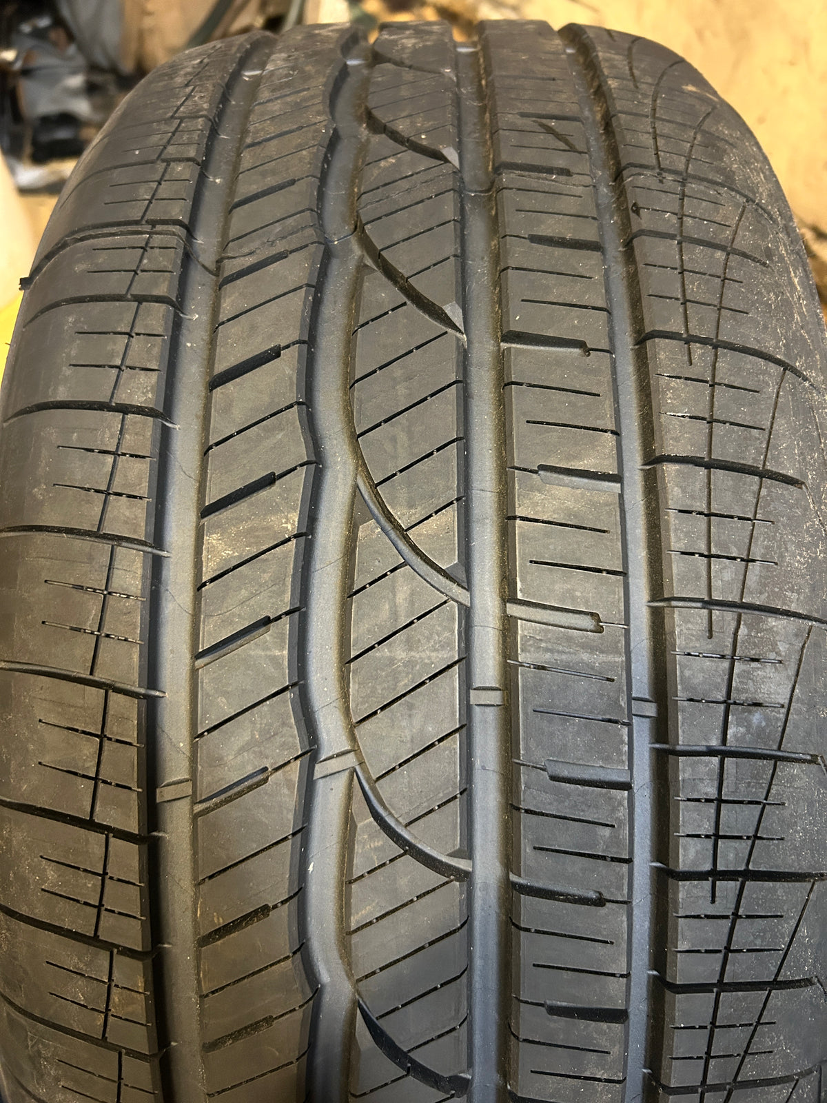 COOPER COBRA INSTINCT BSW P 245 40  19 98Y  ALL SEASON TIRE 160122025
