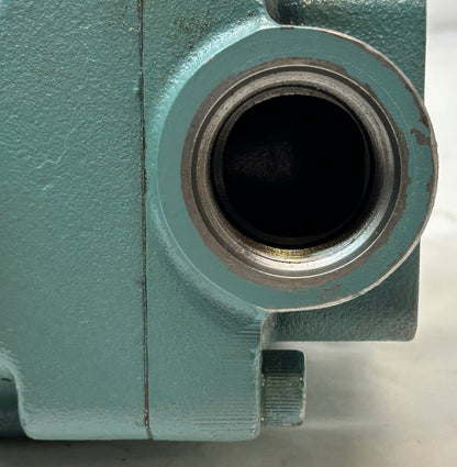 DAIKIN INDUSTRIES V SERIES PISTON PUMP DE2015