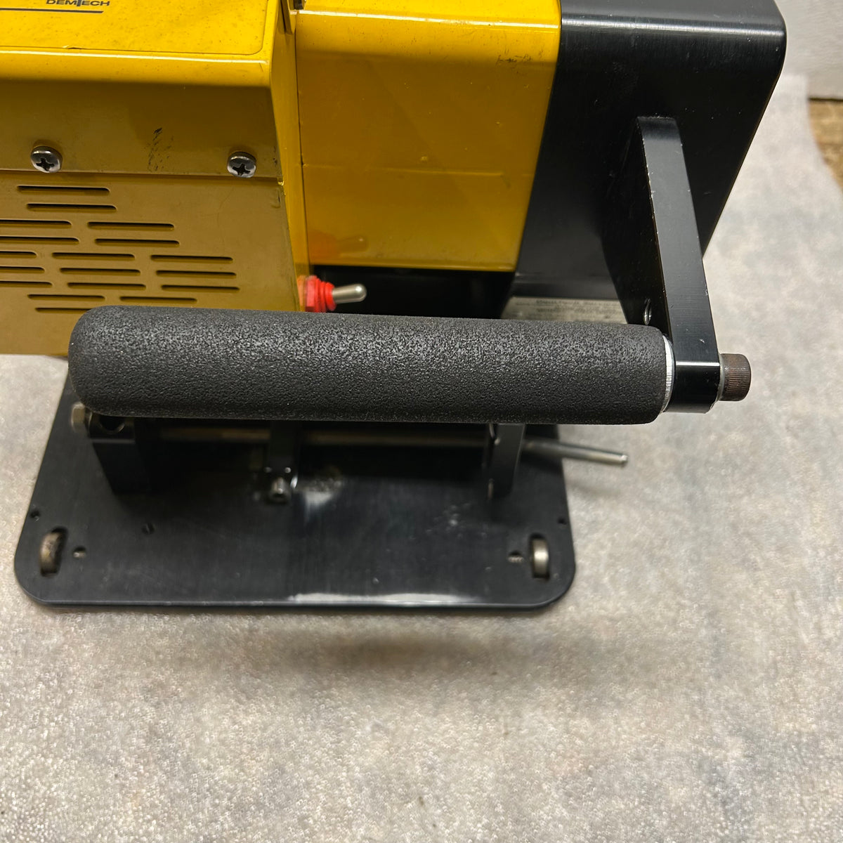 DEMTECH PRO-WEDGE 220V 14.5A 50/60Hz WEDGE WELDER PW4145