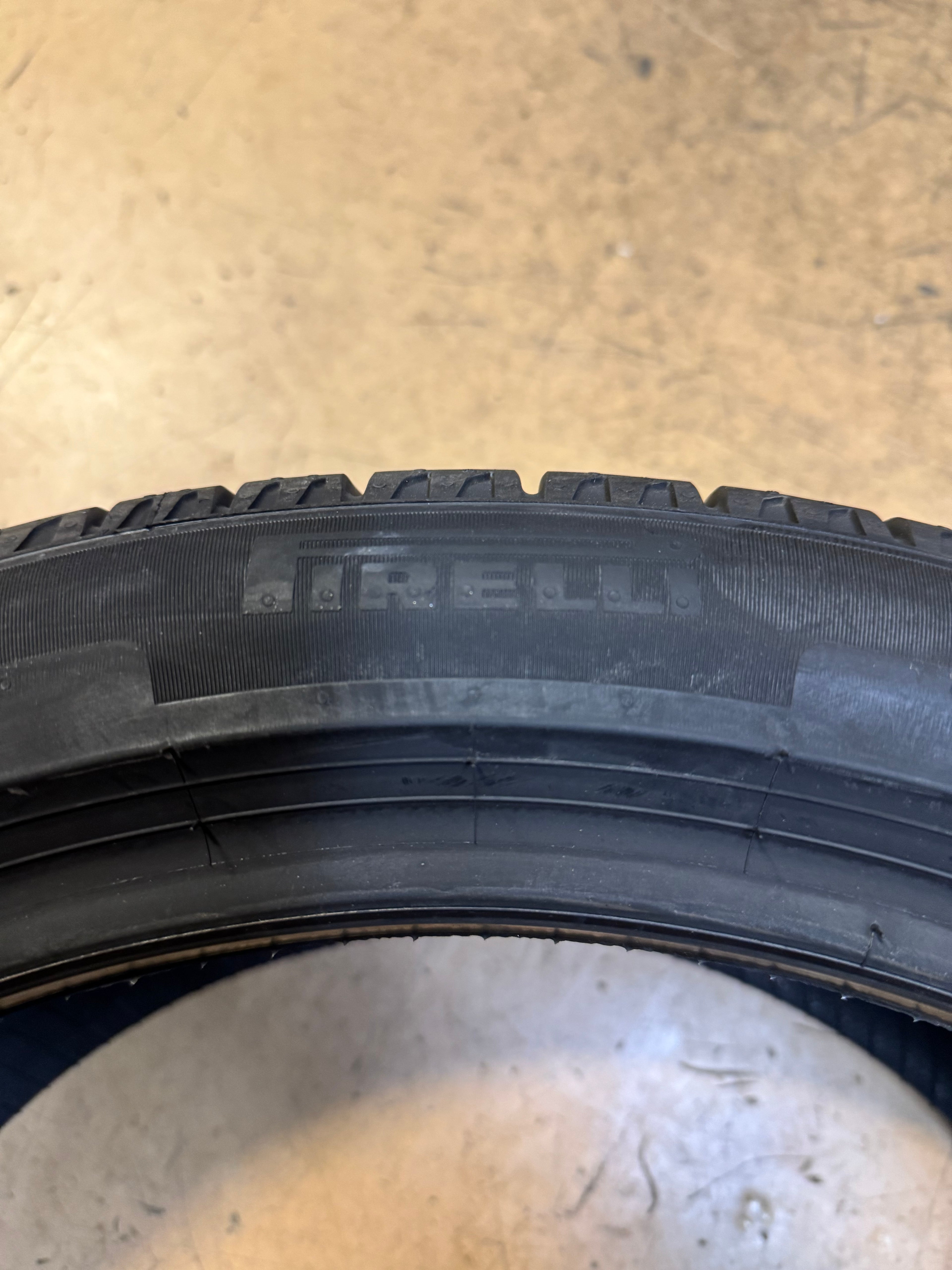 2 PIRELLI P7 AS PLUS 3 BSW P 245 40 19 98V XL ALL SEASON TIRE 3916800