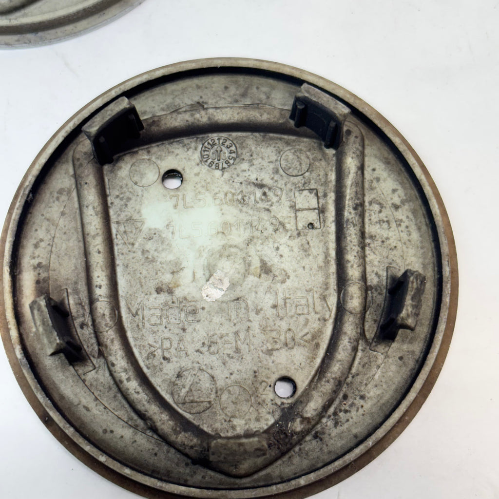 3 USED GENUINE PORSCHE 991 CAYENNE PANAMERA BOXSTER  CENTER CAPS 7L5601149