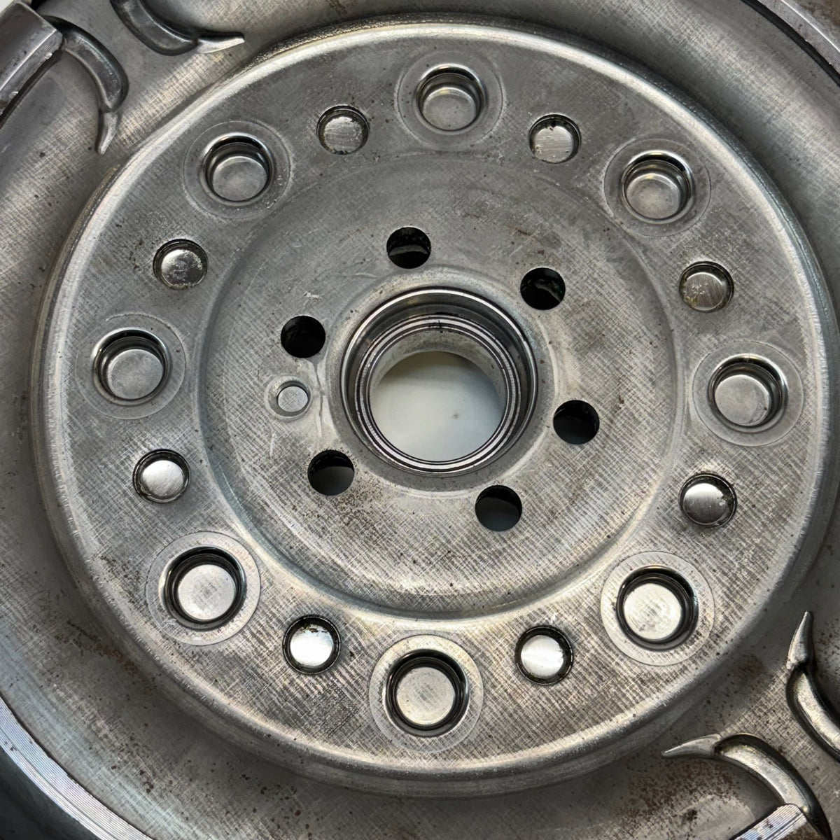 SACHS DUAL MASS FLYWHEEL FOR AUDI 2294 0013 61