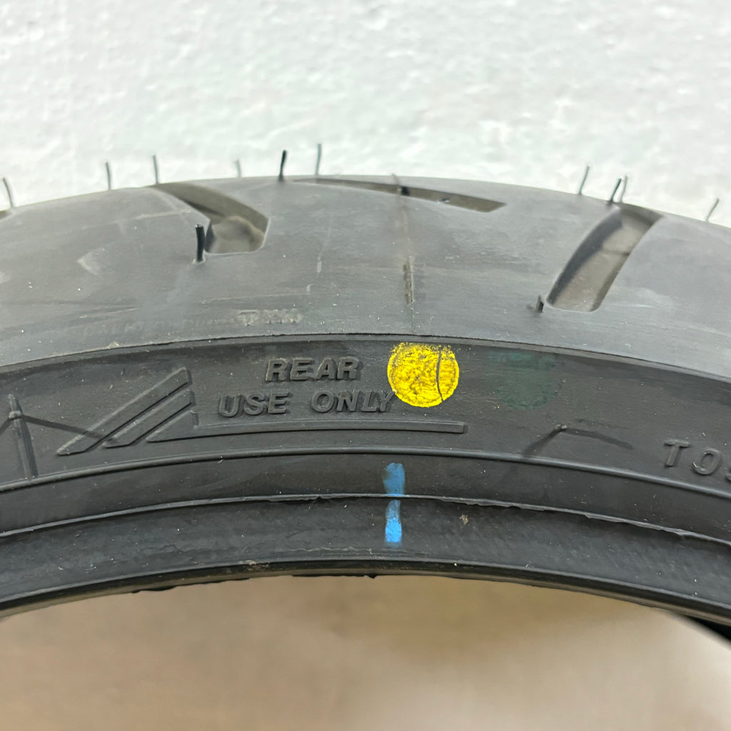 NOS BRIDGESTONE EXEDRA G852 BSW 210 40 18 73H REAR MOTORCYCLE TIRE 002228