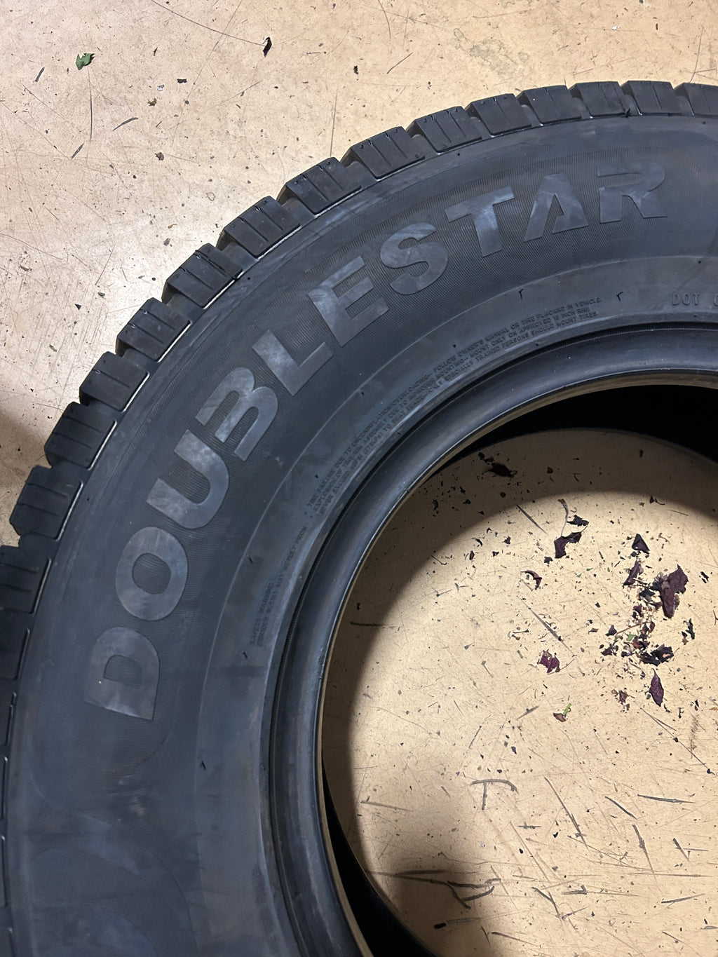 DOUBLESTAR LANDRIDER DS10 BSW LT 245 75 16 120/116Q 10PLY HIGHWAY TIRE DS100008