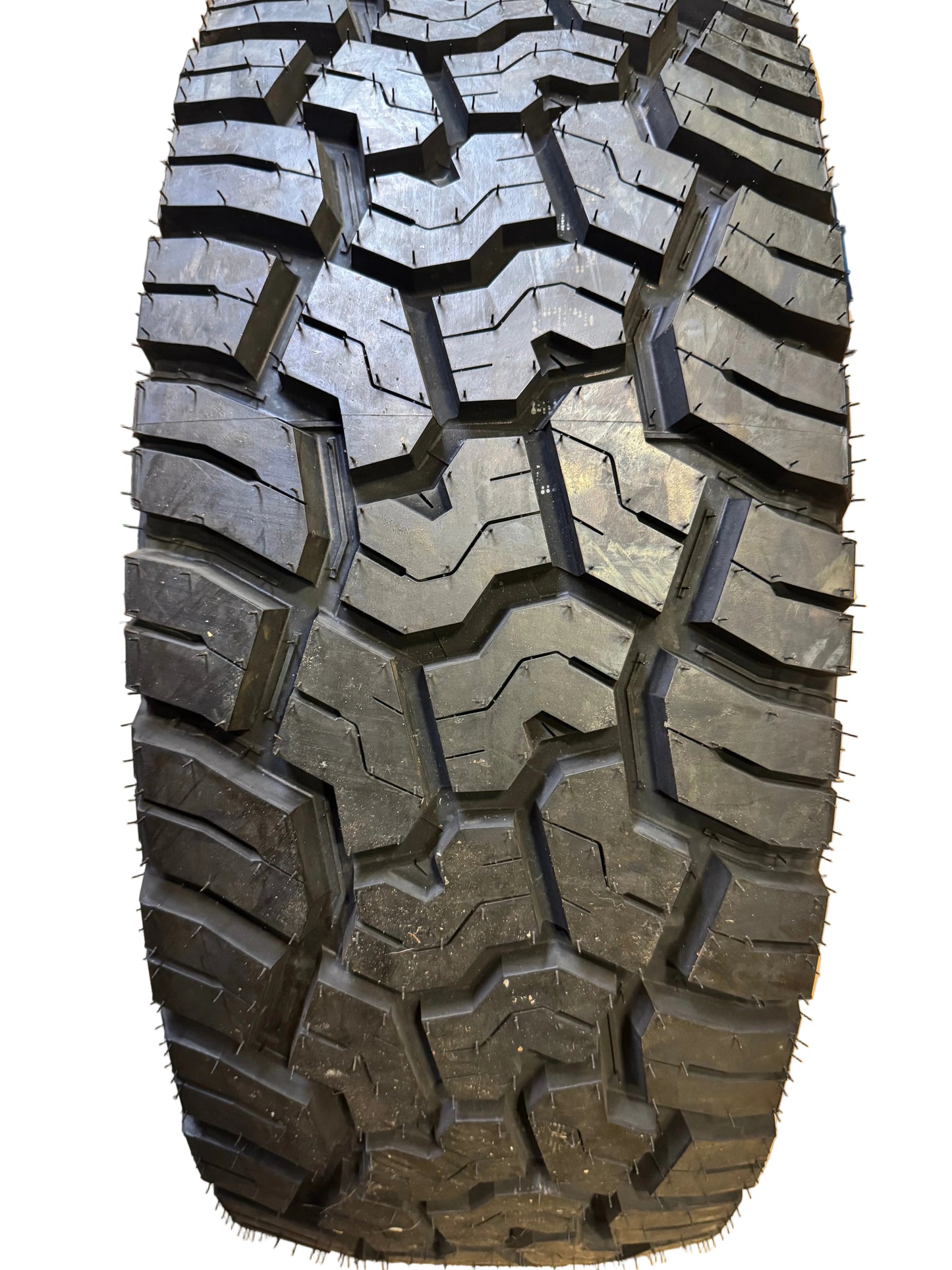 YOKOHAMA GEOLANDAR X-AT BSW LT 37 12.5 17 124Q 8PLY ALL TERRAIN TIRE 110116004