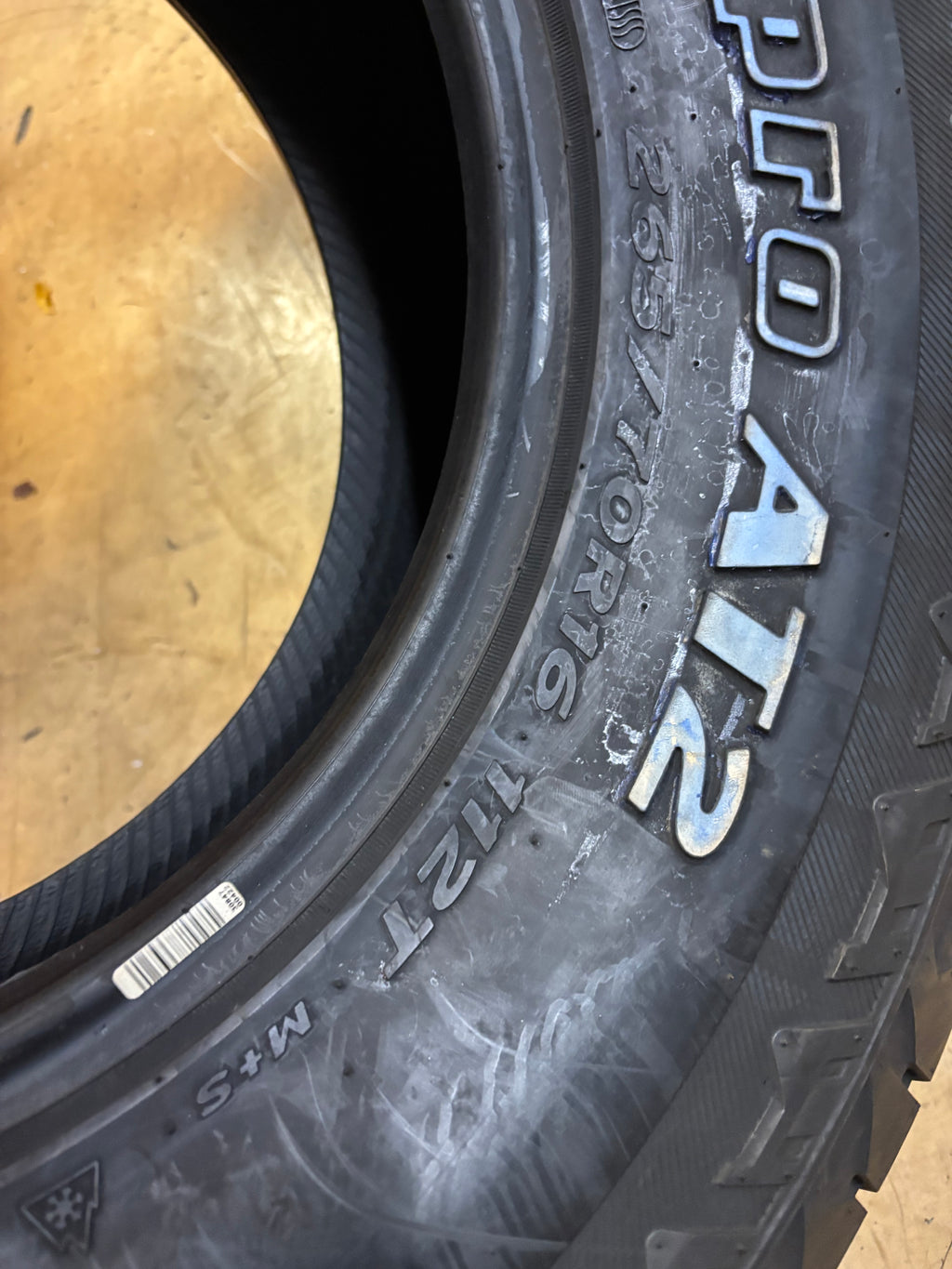 HANKOOK DYNAPRO AT2 OWL P 265 70 16 112T SL ALL TERRAIN TIRE 1023449