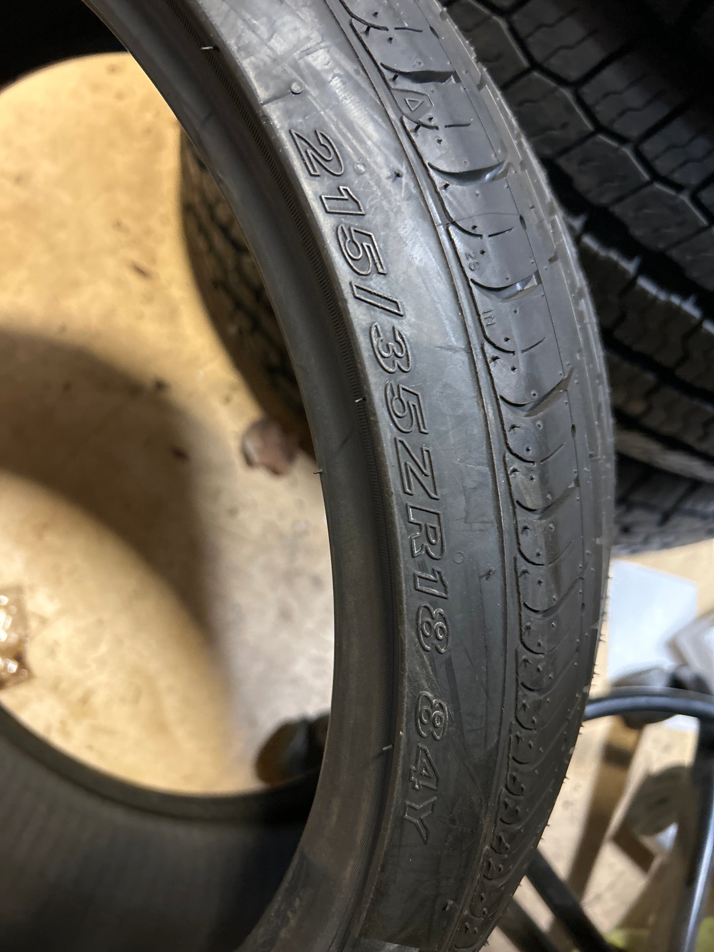 NOS 2 NEXEN NFERA SU1 BSW P 215 35 18 84Y XL UHP TIRE 12348NXK