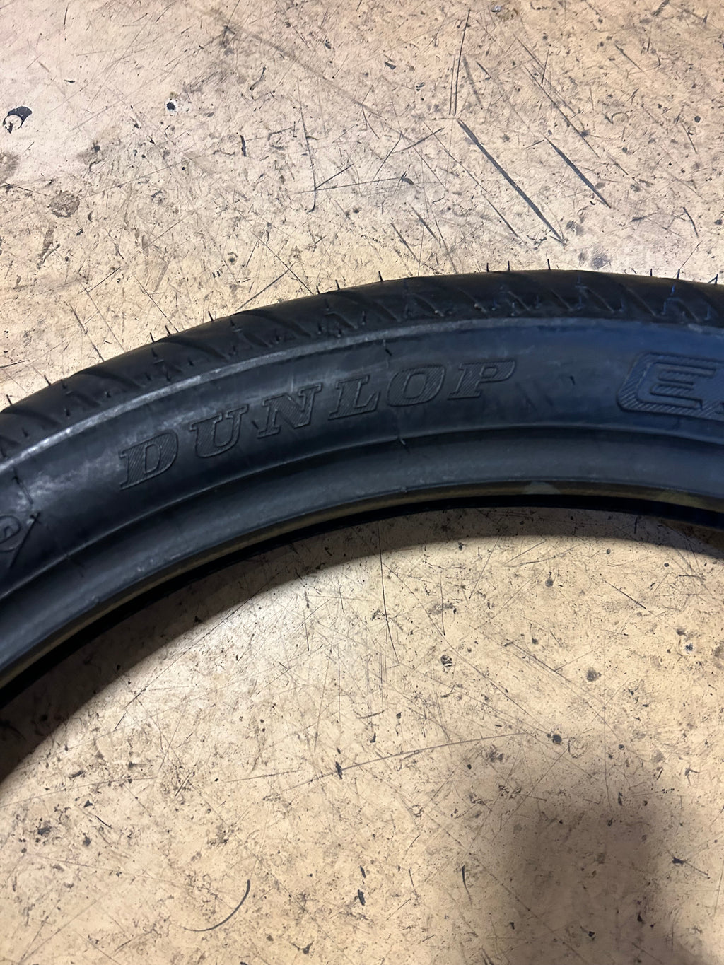 NOS DUNLOP ELITE 3 BSW 90 90 21 54H FRONT MOTORCYCLE TIRE 407922
