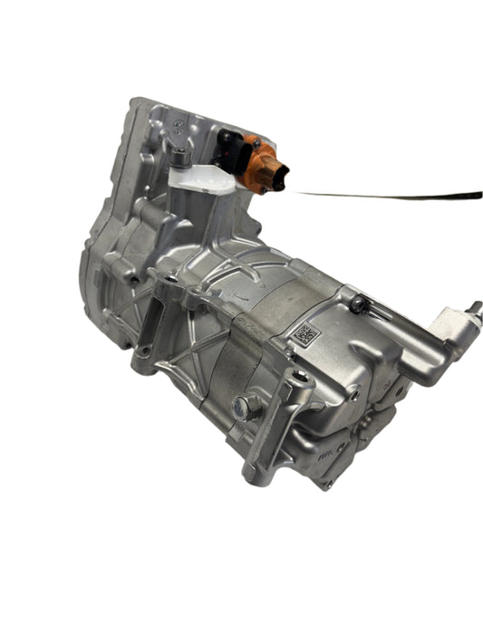 FREIGHTLINER AC COMPRESSOR 57CC 400V ERC MAHLE 22-79626-000 DAMAGED - 2