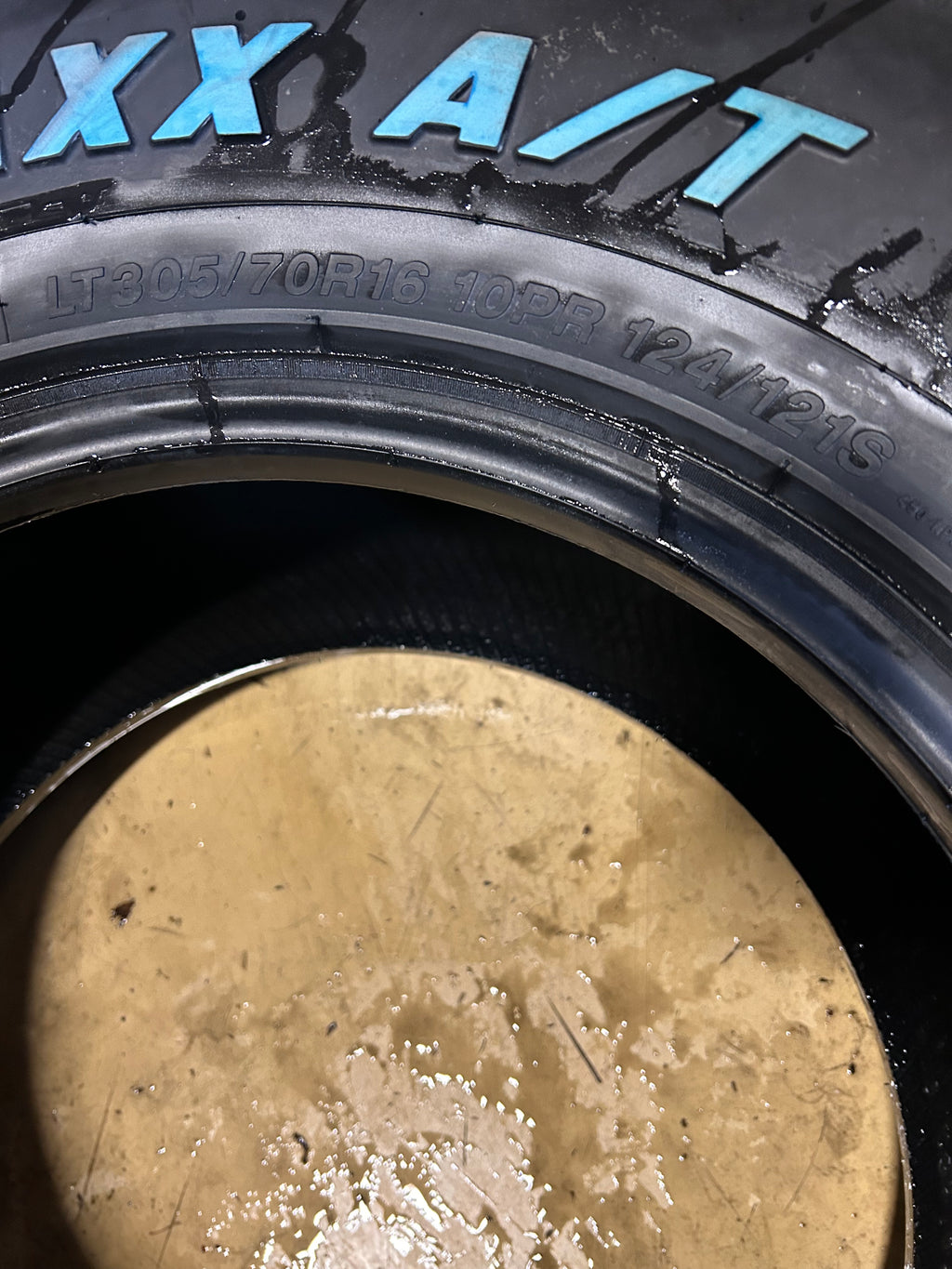 LANDSPIDER WILDTRAXX A/T RWL LT 305 70 16 124/121S 10PLY ALL TERRAIN TIRE DAT026
