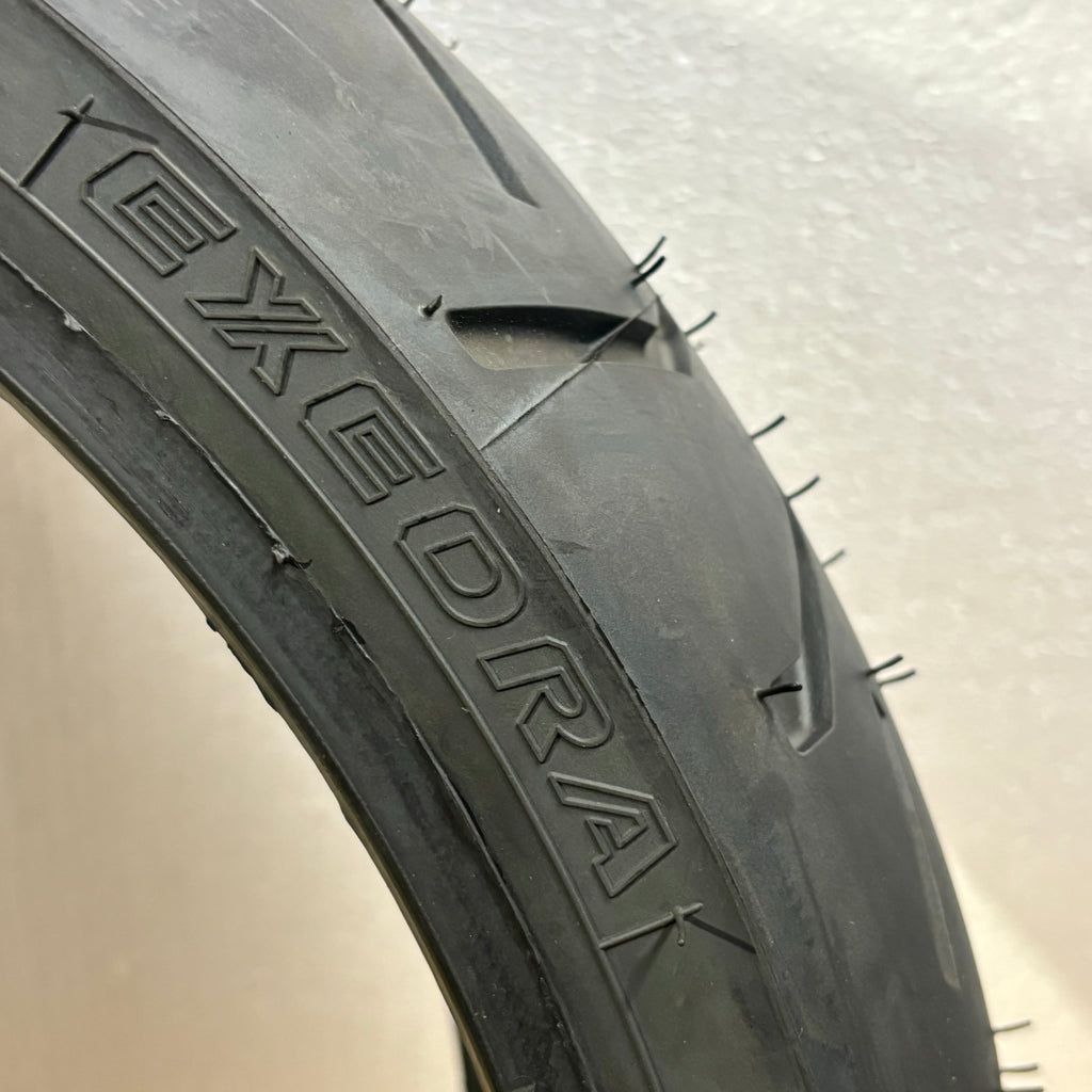 NOS BRIDGESTONE EXEDRA G852 BSW 210 40 18 73H REAR MOTORCYCLE TIRE 002228