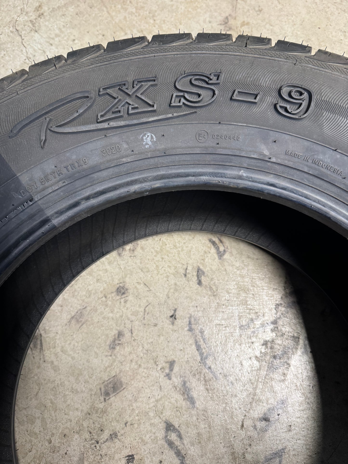 NOS RADAR RXS-9 BSW P 245 70 17 110T ALL SEASON TIRE ACC0065