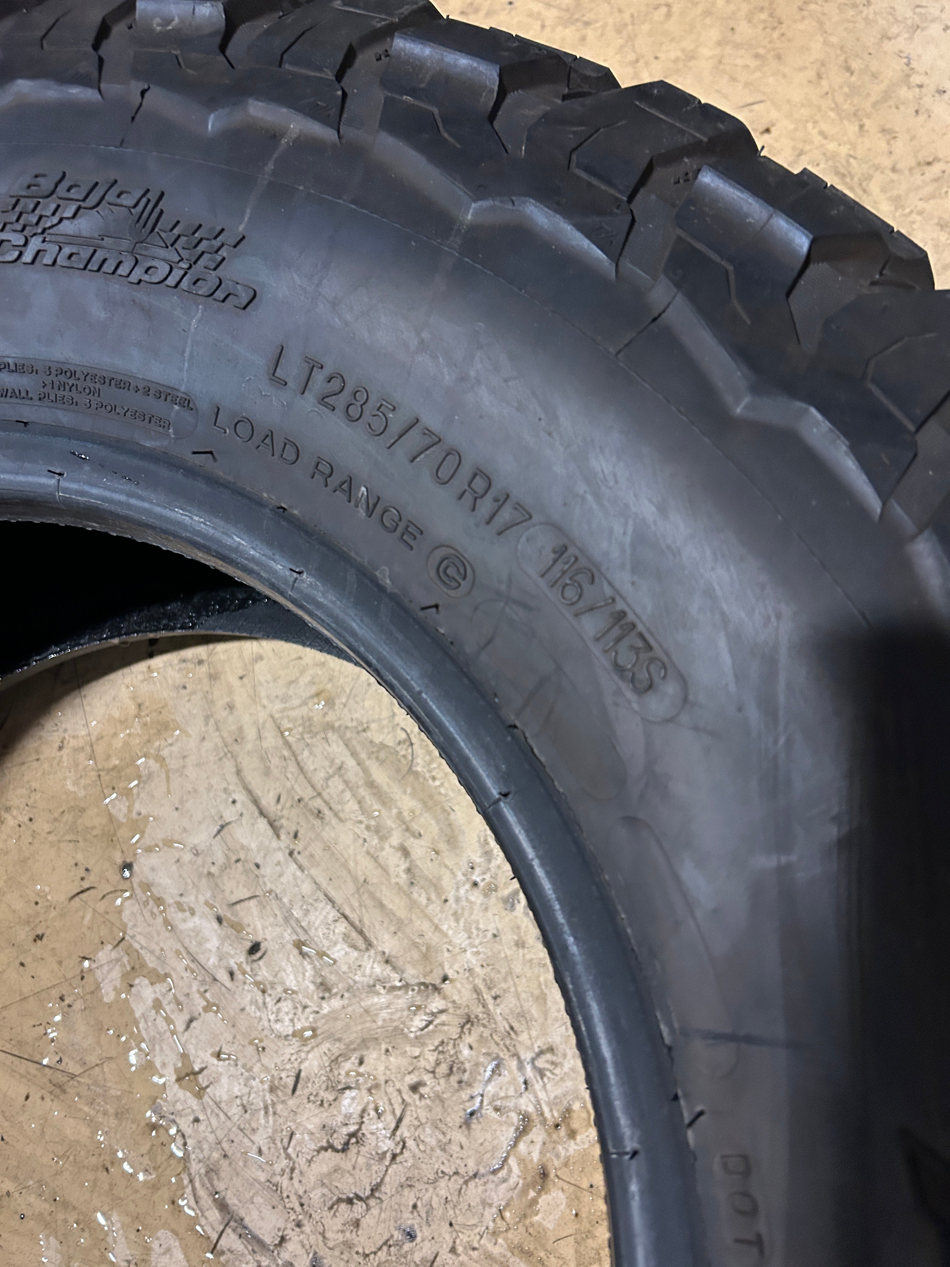 USED 11/32” BFGOODRICH ALL-TERRAIN T/A KO3 LT 285 70 17 116/113S 6PLY TIRE 62187